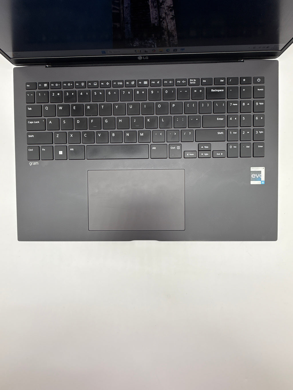 LG Gram 16Z90R-K.AAS6U1 i5-1340P 16GB RAM 512GB SSD