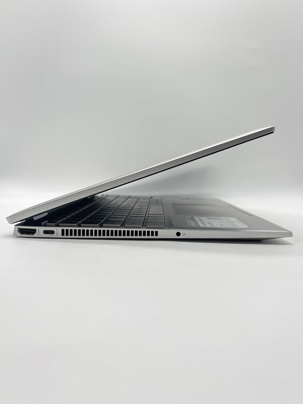 HP Pavilion x360 15-er1051cl i5-1235U 12GB RAM 512GB SSD