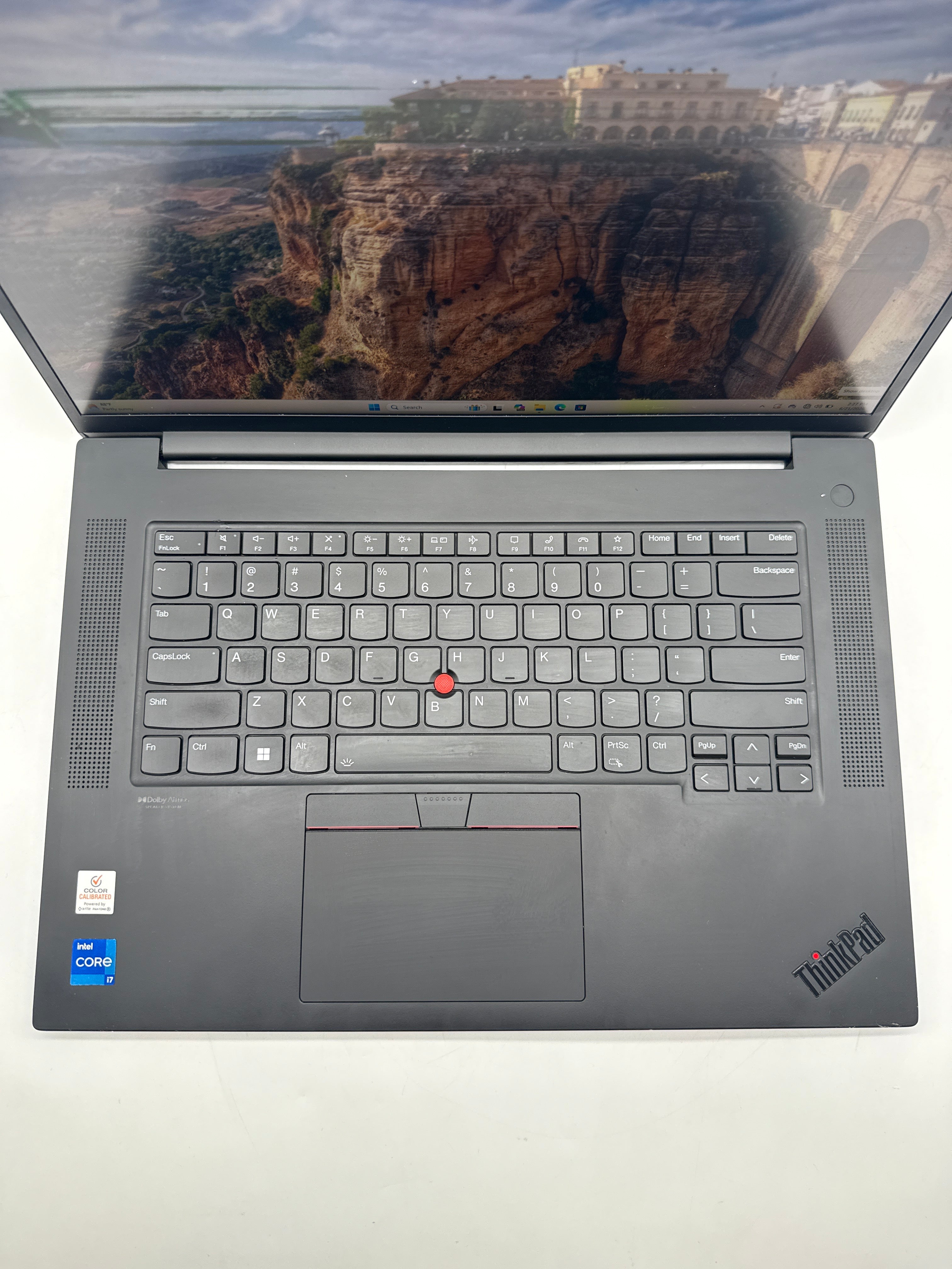 Lenovo ThinkPad P1 Gen 5 16" Core i7-12700H 32GB RAM 1TB SSD - For Parts