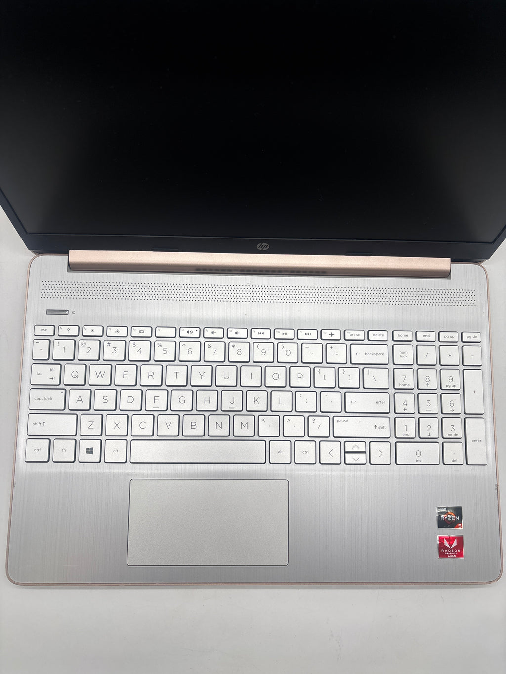 HP 15-ef0025wm Ryzen 5 3500U 16GB RAM 256GB SSD