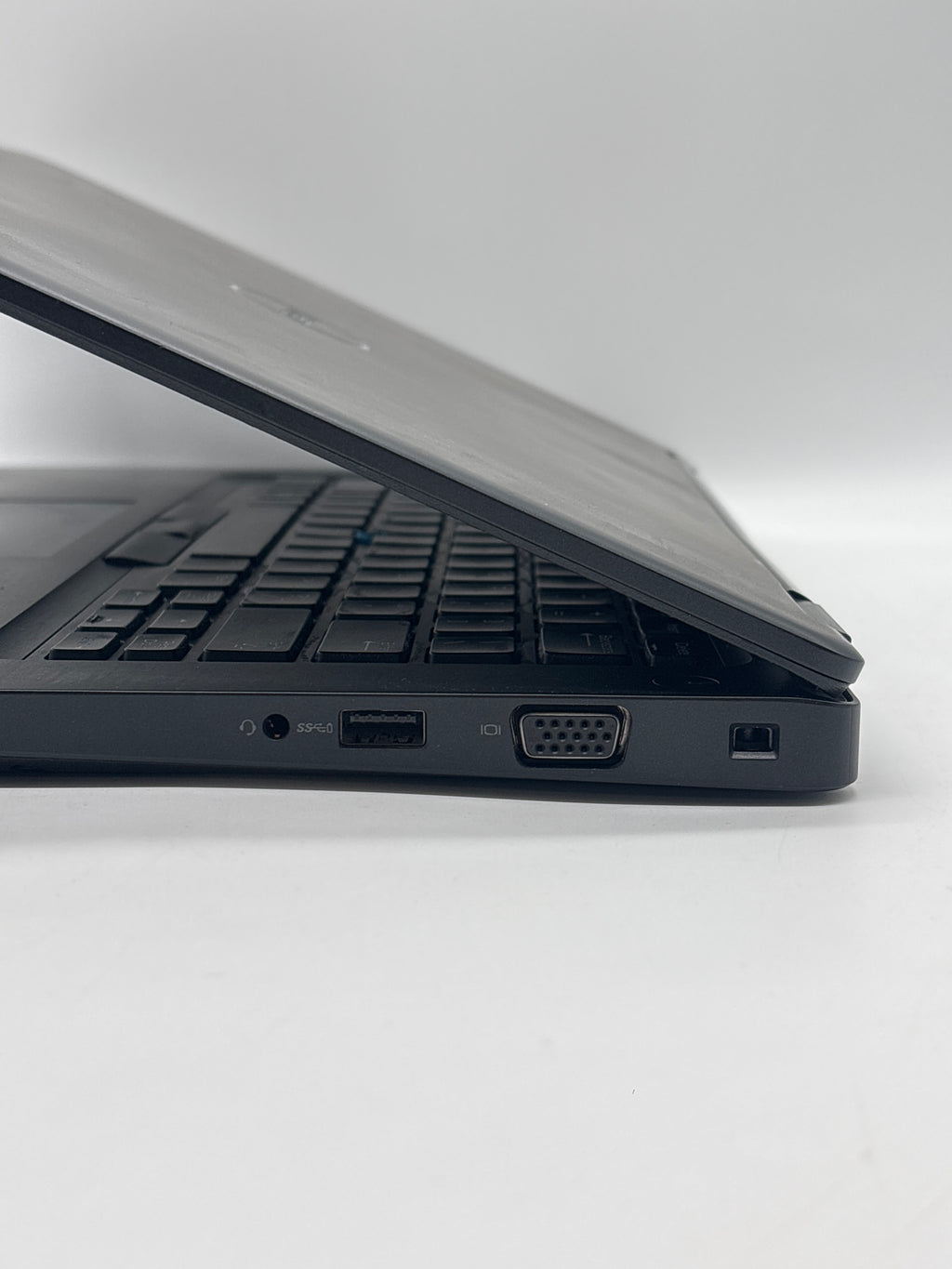 Dell Latitude 5490 i5-8350U 8GB RAM 256GB SSD - For Parts (Bad Battery)