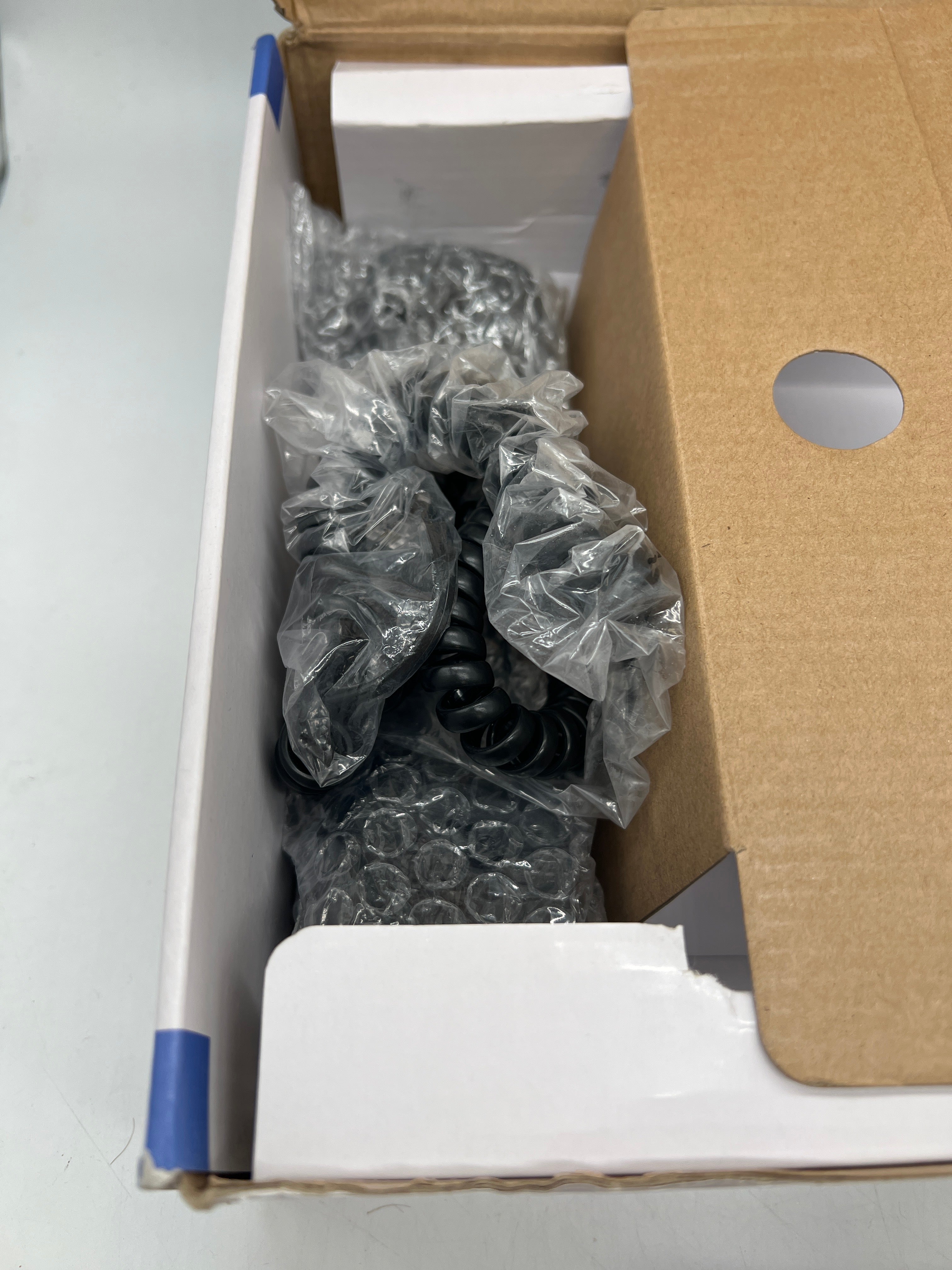 Grandstream GXV3370 VoIP Business Phone - New