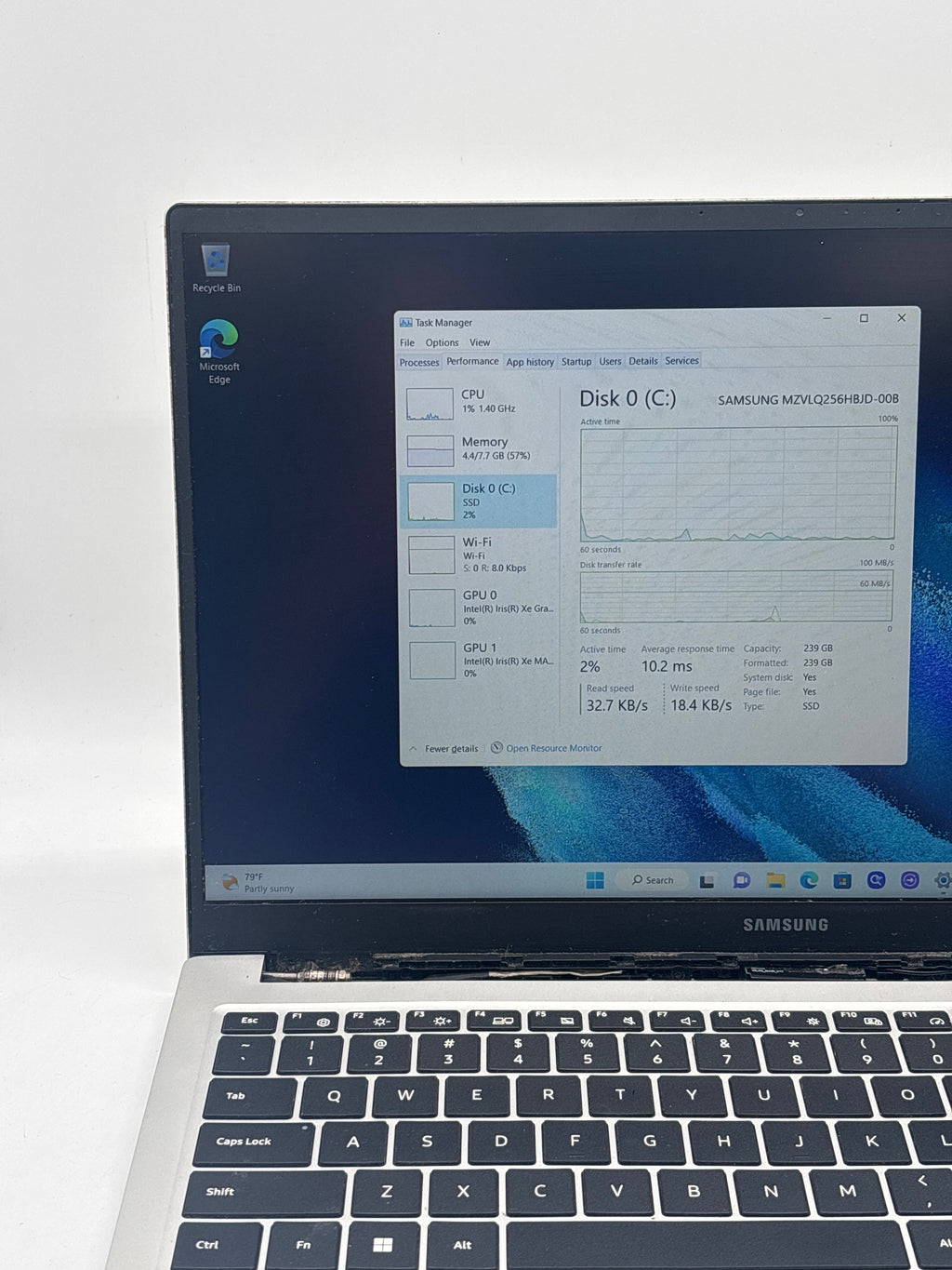 Samsung np750tda i5-1135g7 8GB RAM 256GB SSD - For parts (Read DESC)