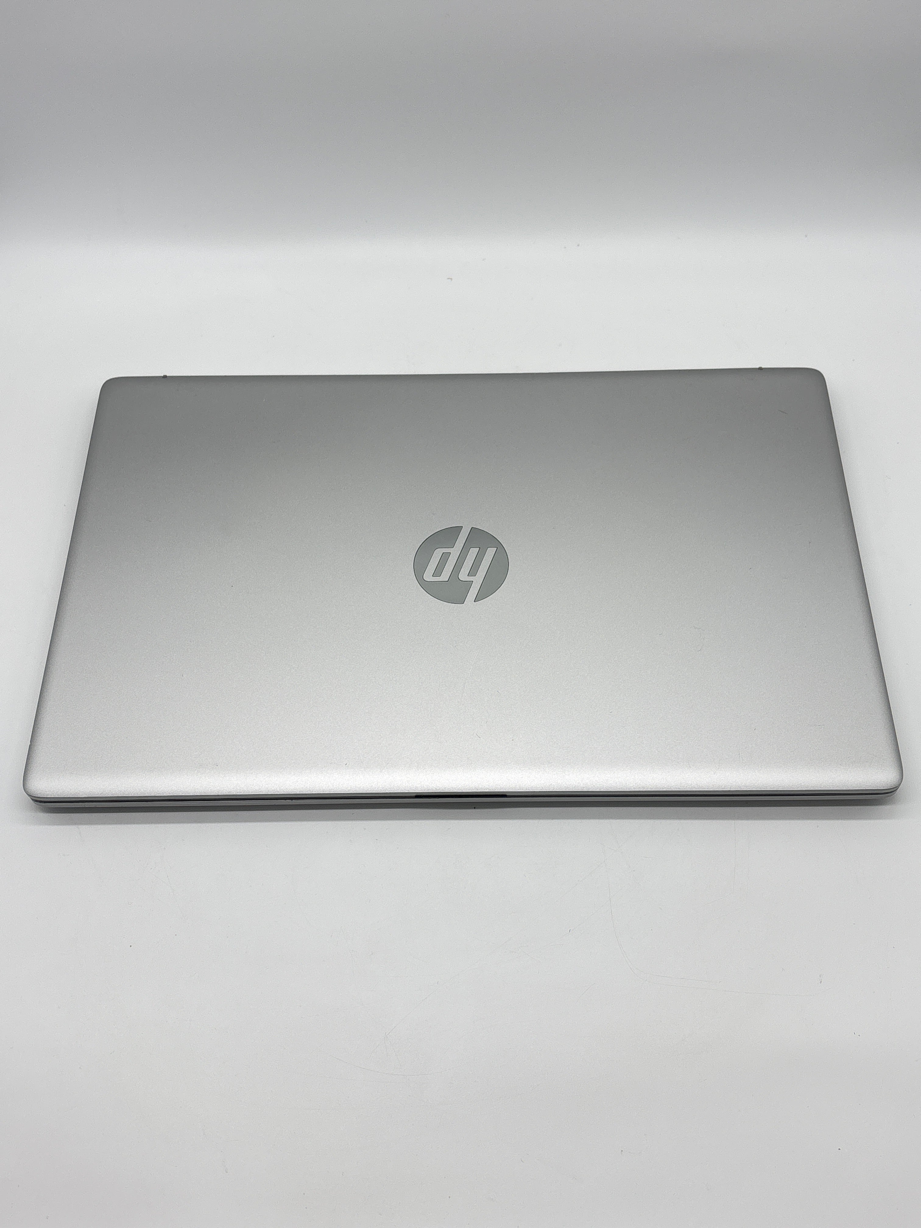 HP 17-cn2083dx i3 8GB RAM 128GB SSD Silver Laptop For Parts (No Power)