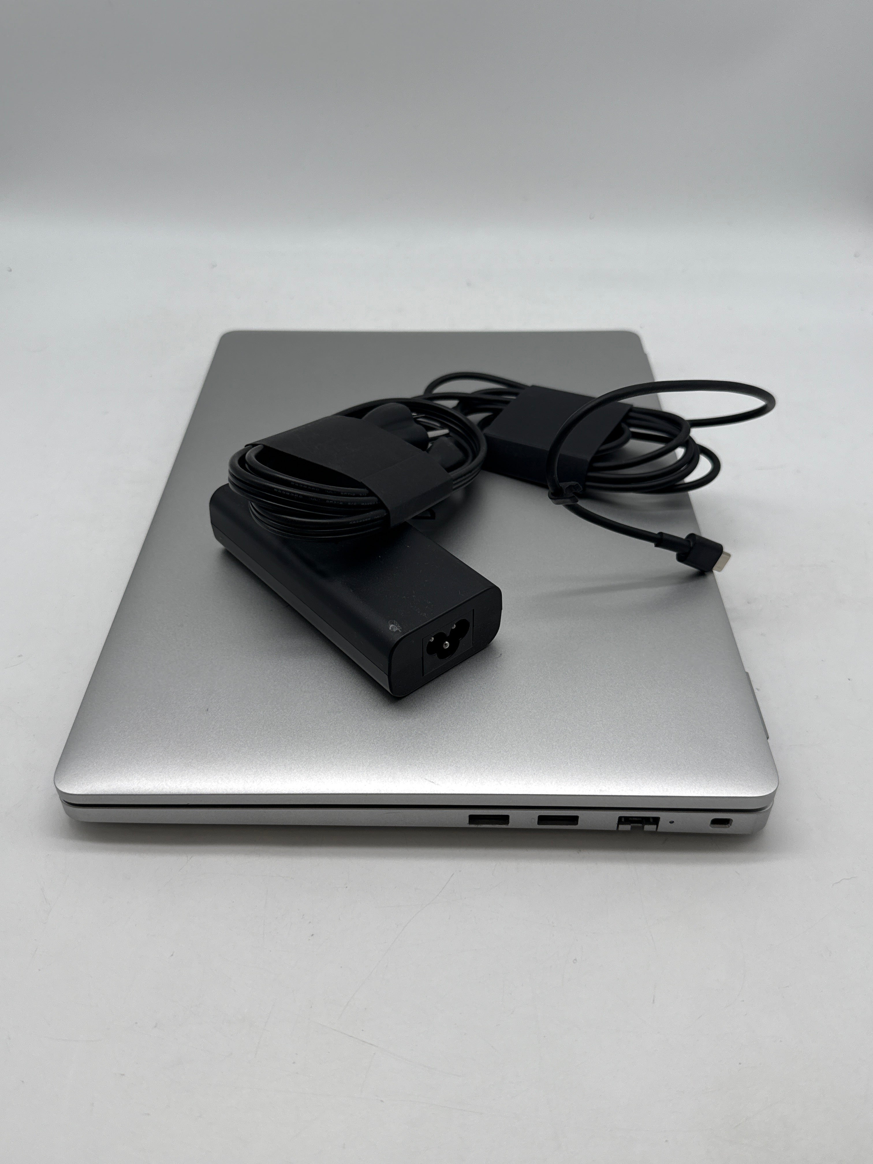 Dell Pro 14 PC14250 14" Core Ultra 5 235U 32GB RAM 256GB SSD - Used