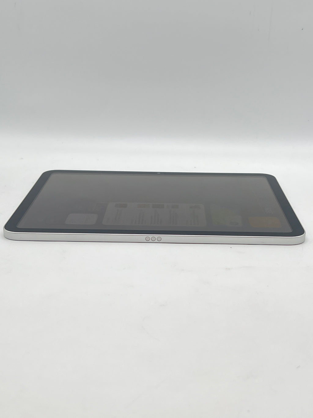 Apple iPad A16 (11th Gen) Wi Fi 128GB Silver - Used