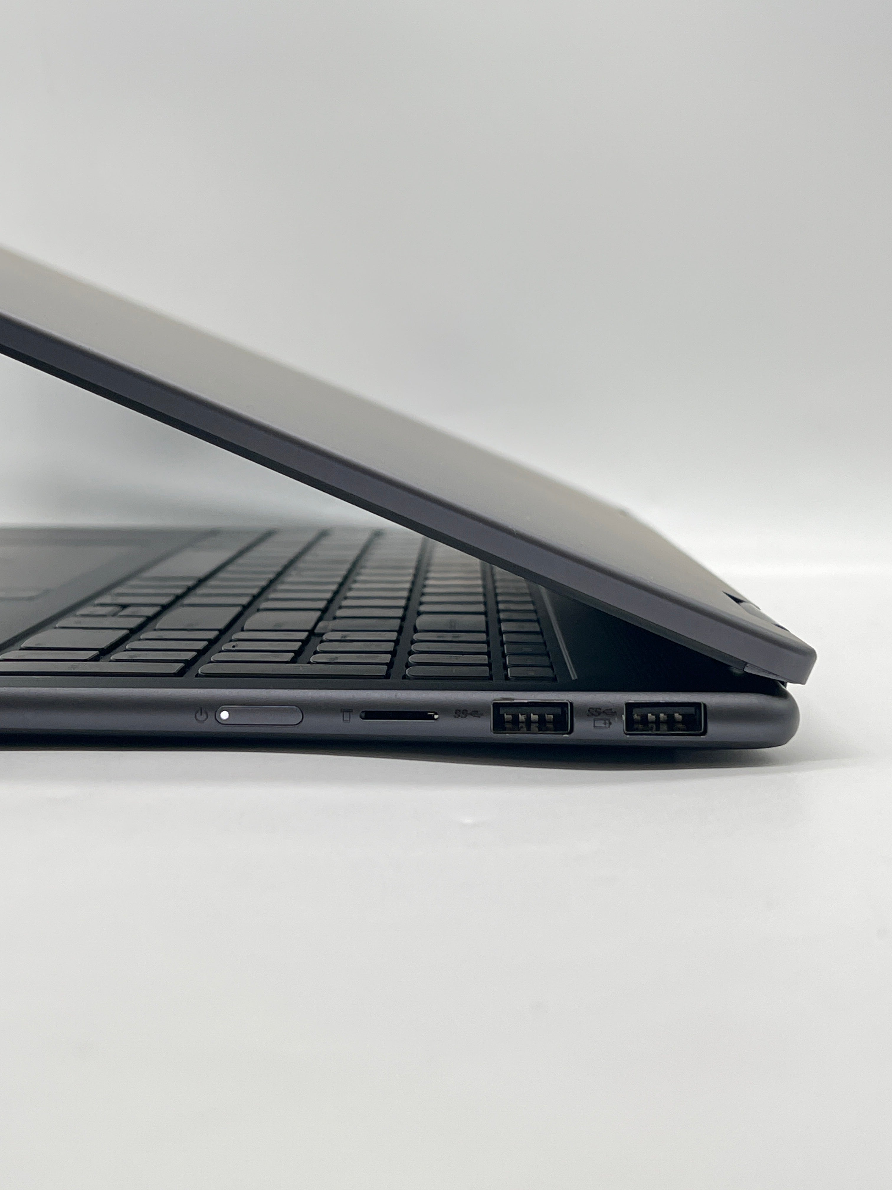 Lenovo Yoga 7 16IML9 Ultra 7 155U 16GB RAM 1TB SSD
