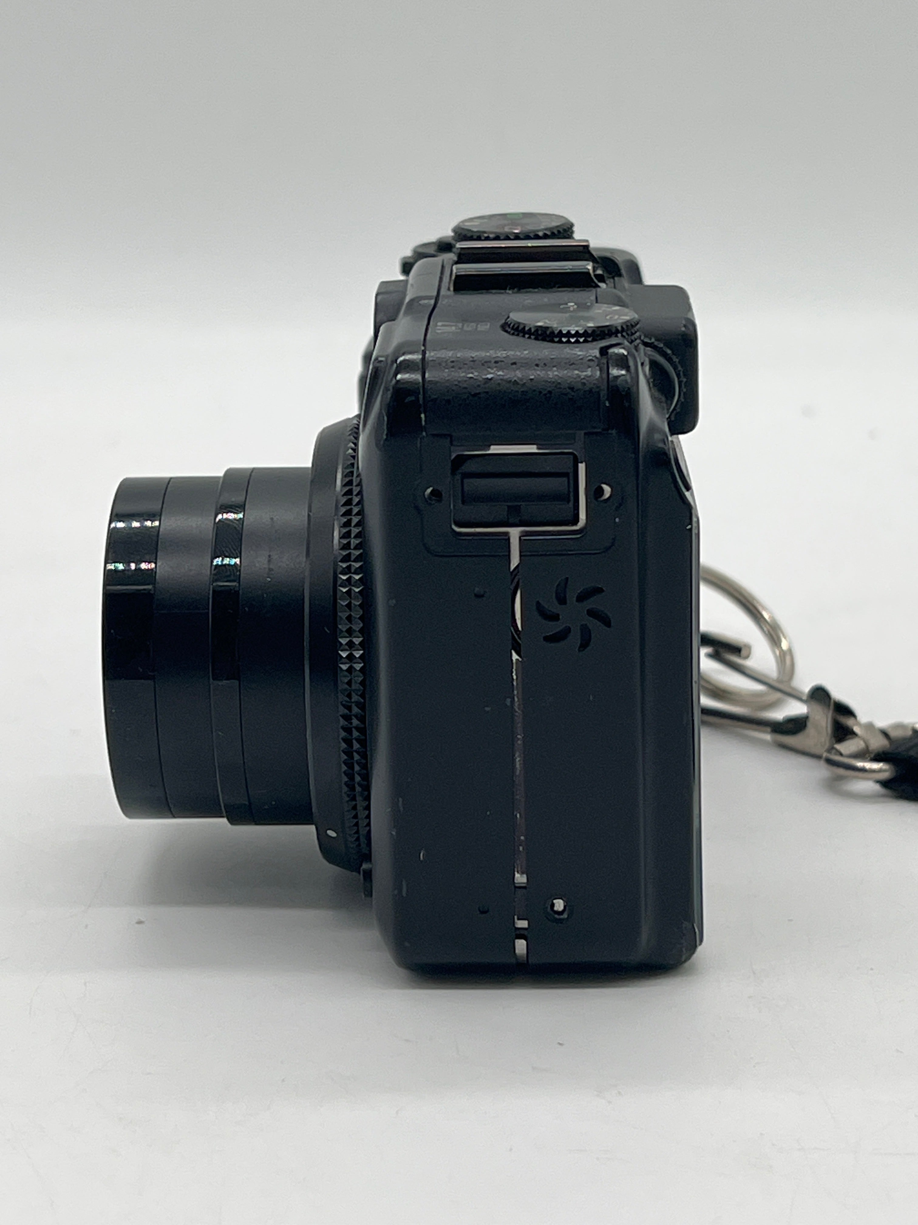 Canon PowerShot G10 Digital Camera Compact Black - For Parts (Missing Screw at top)