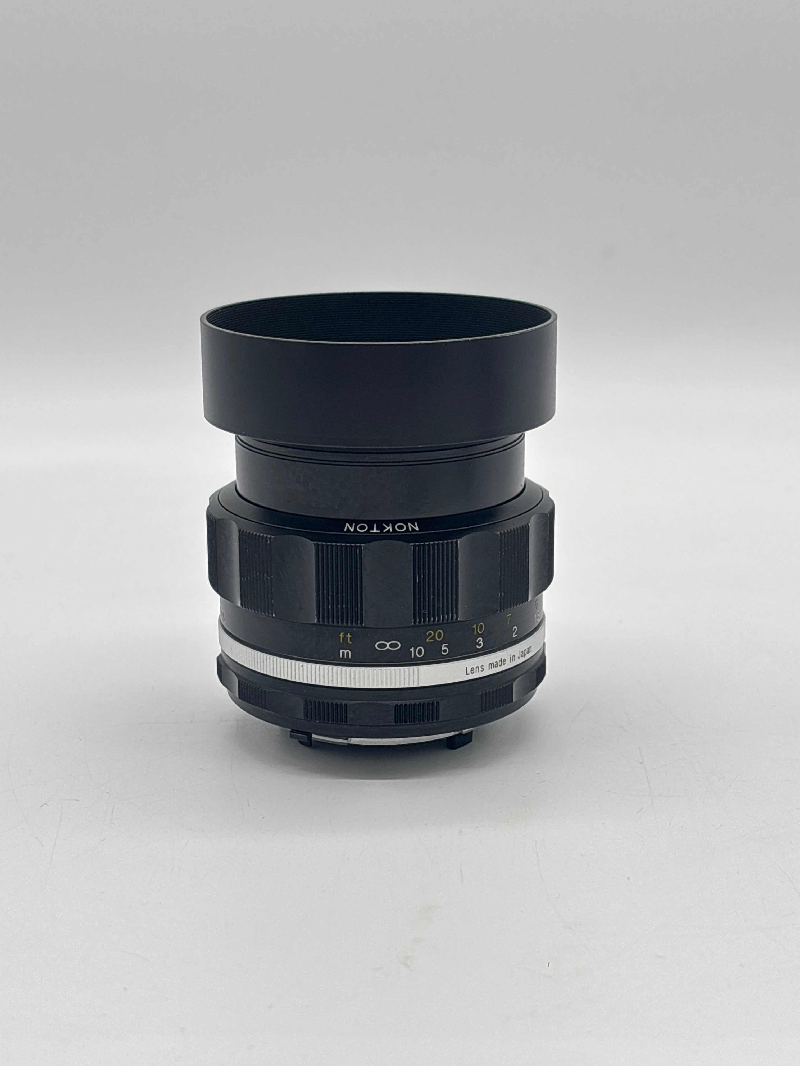 Voigtlander Nokton 58mm F1.4 Black