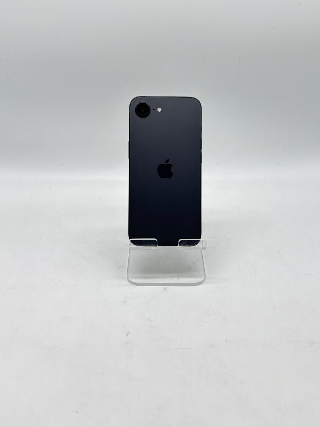 Apple iPhone 16e 128GB Factory Unlocked Black - Used