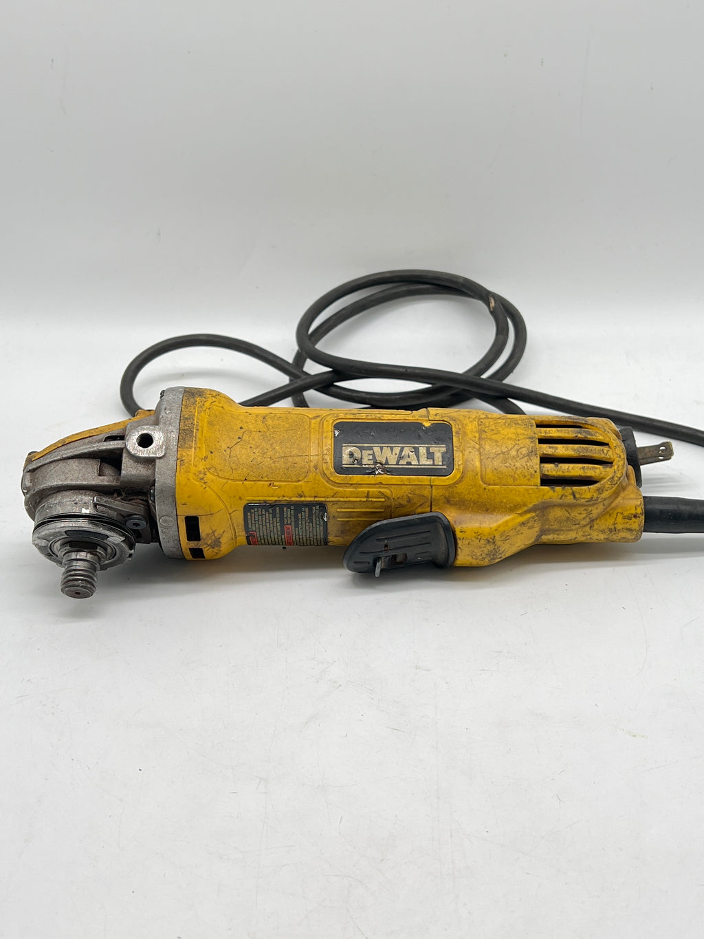 DEWALT DWE4120 4 1/2" ANGLE GRINDER PDS037253 - Used