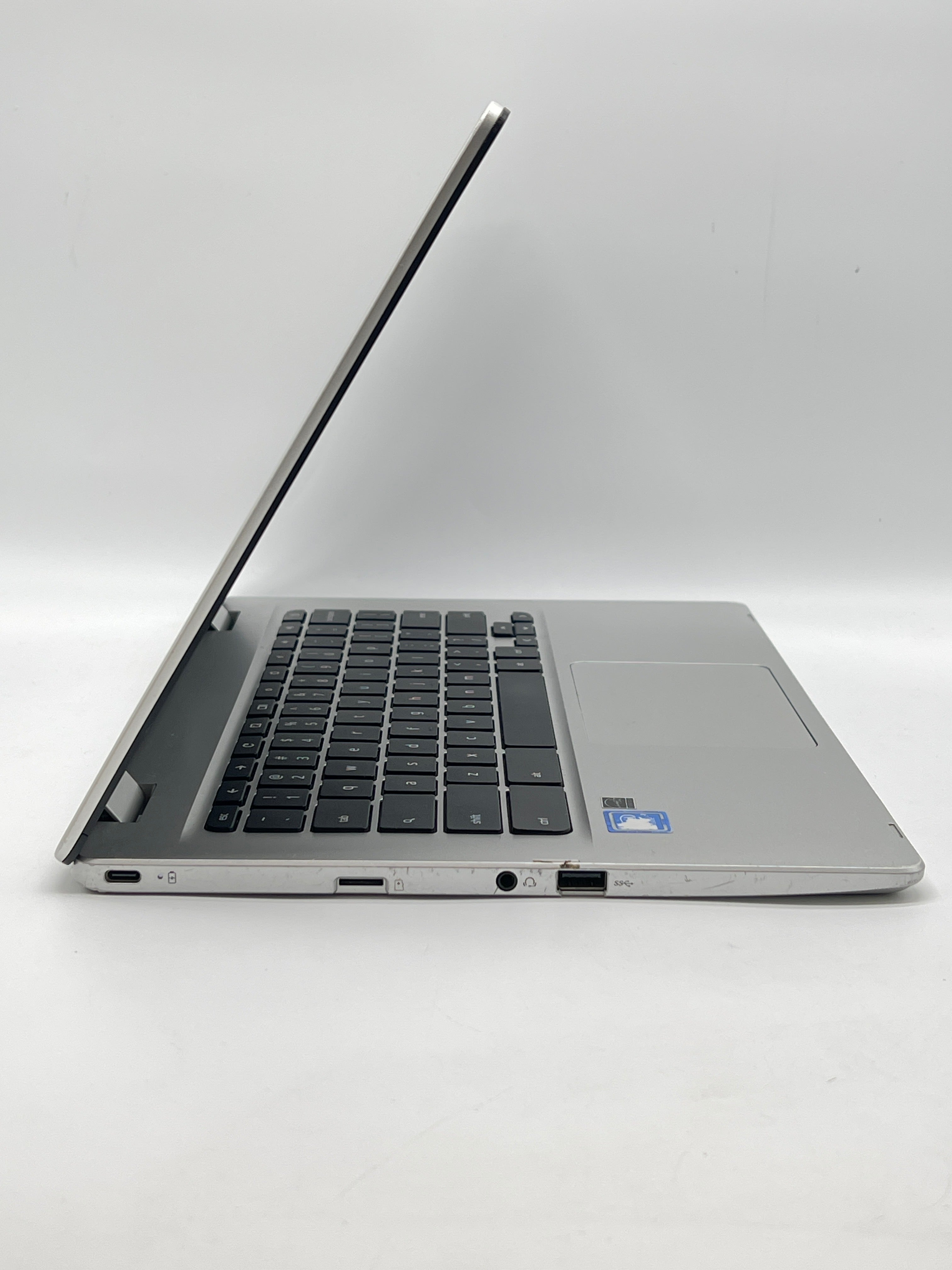 Asus Chromebook C423NA Intel Celeron N3350 4GB RAM 32GB emmc - Used