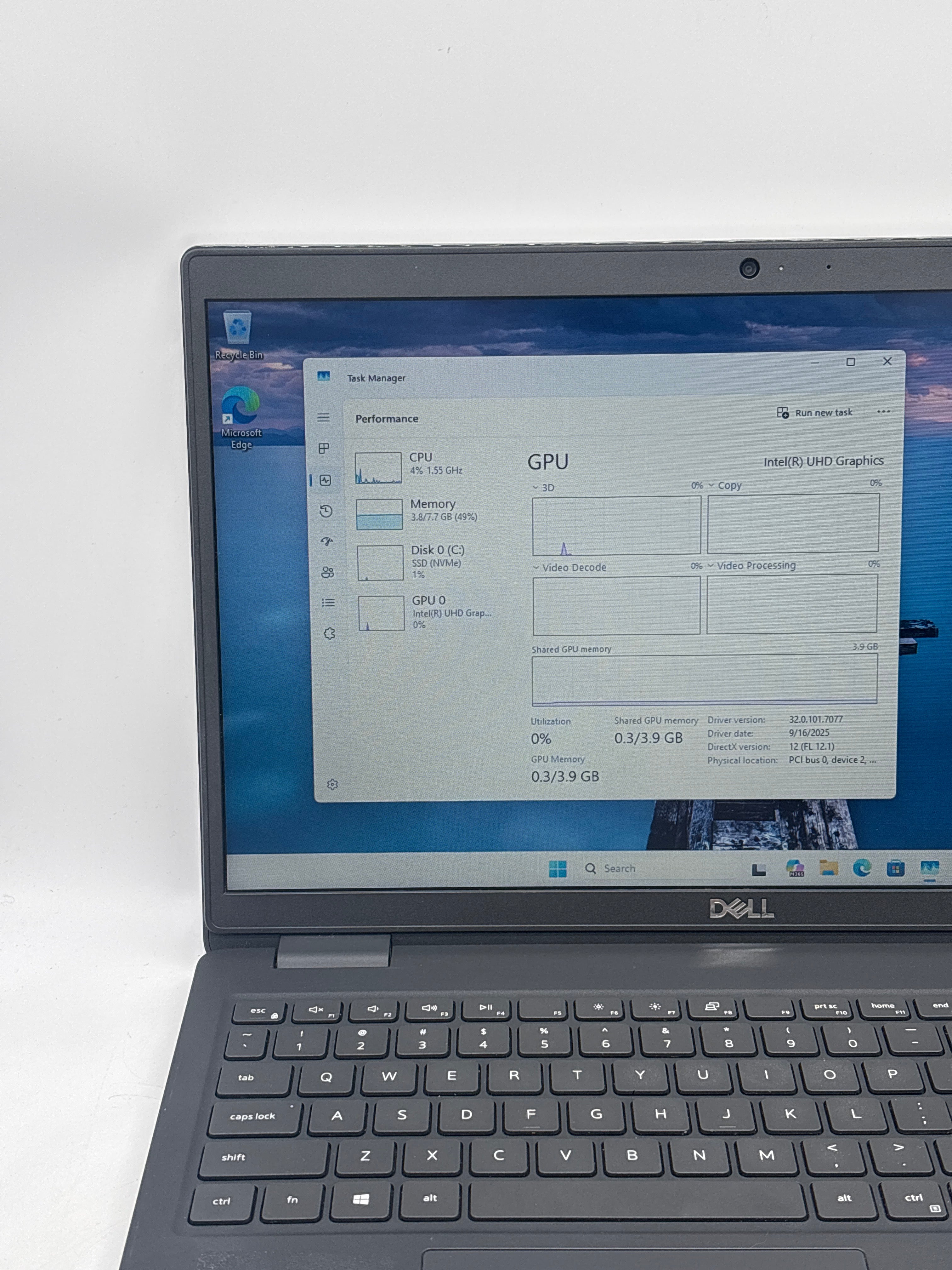 Dell Latitude 3520 15.6" i3-1115G4 8GB RAM 256GB SSD - Remotely Managed