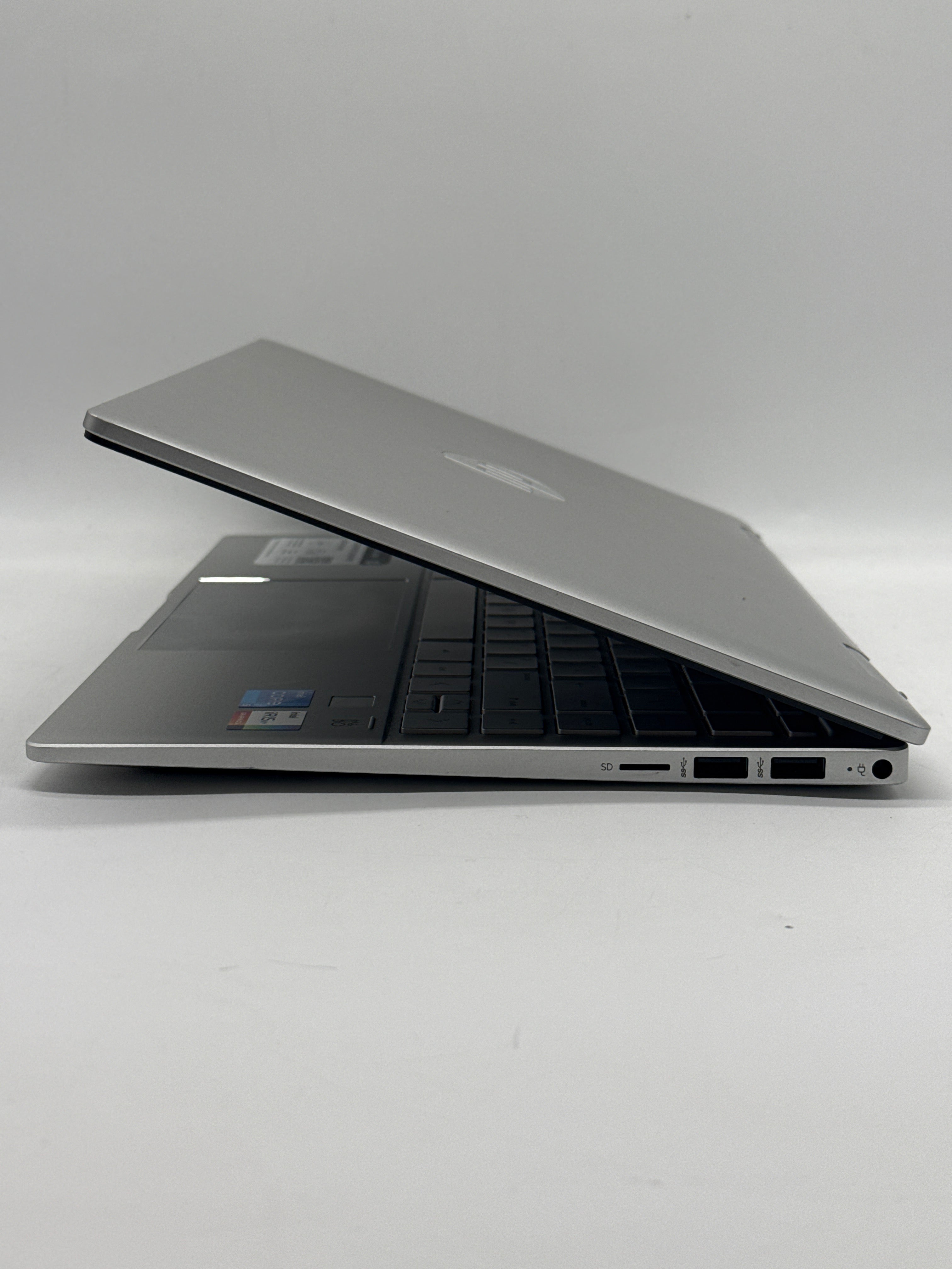 HP Pavilion x360 14" Core i5-1235U 8GB RAM 512GB SSD - Used