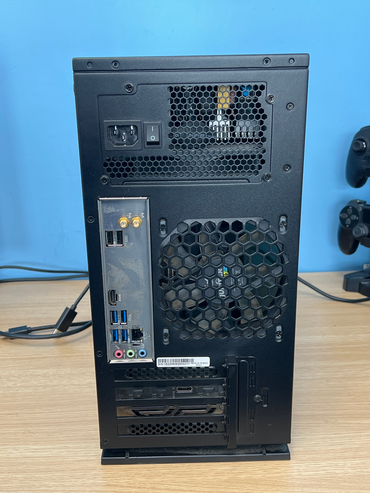 Gaming PC AMD Ryzen 7 2700 16GB RAM 500GB SSD NVIDIA GTX 1660 Ti  - Used