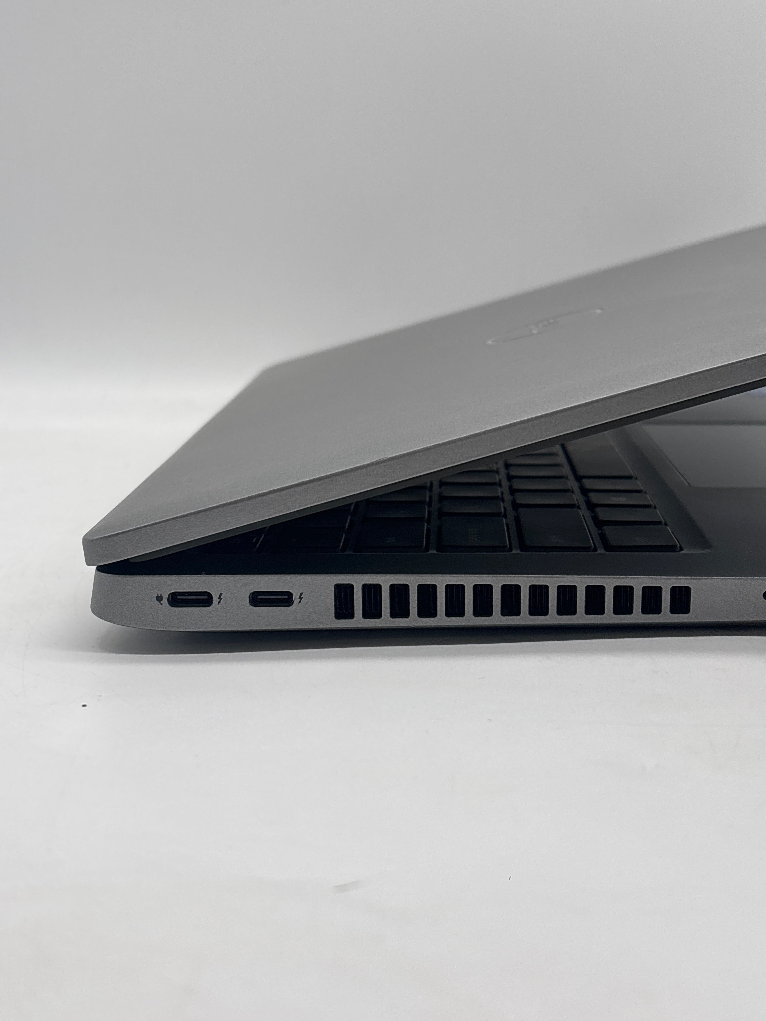 Dell Latitude 5420 Touch 14" Core i5-1145G7 16GB RAM 256GB SSD