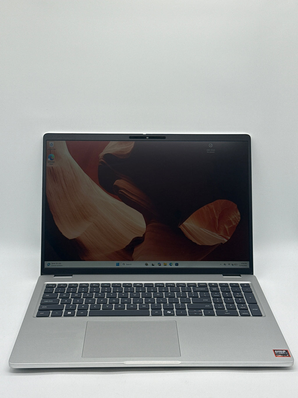 Dell Pro 16 Plus AMD Ryzen AI 7 PRO 350 32GB RAM 512GB SSD (Minor dent on hinge)