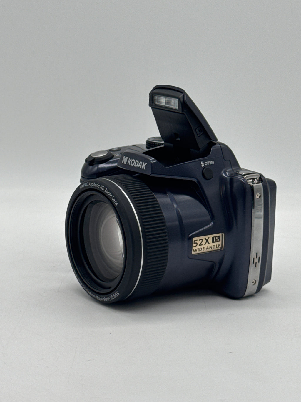 Kodak PIXPRO AZ528 16.0MP Digital Camera - Used