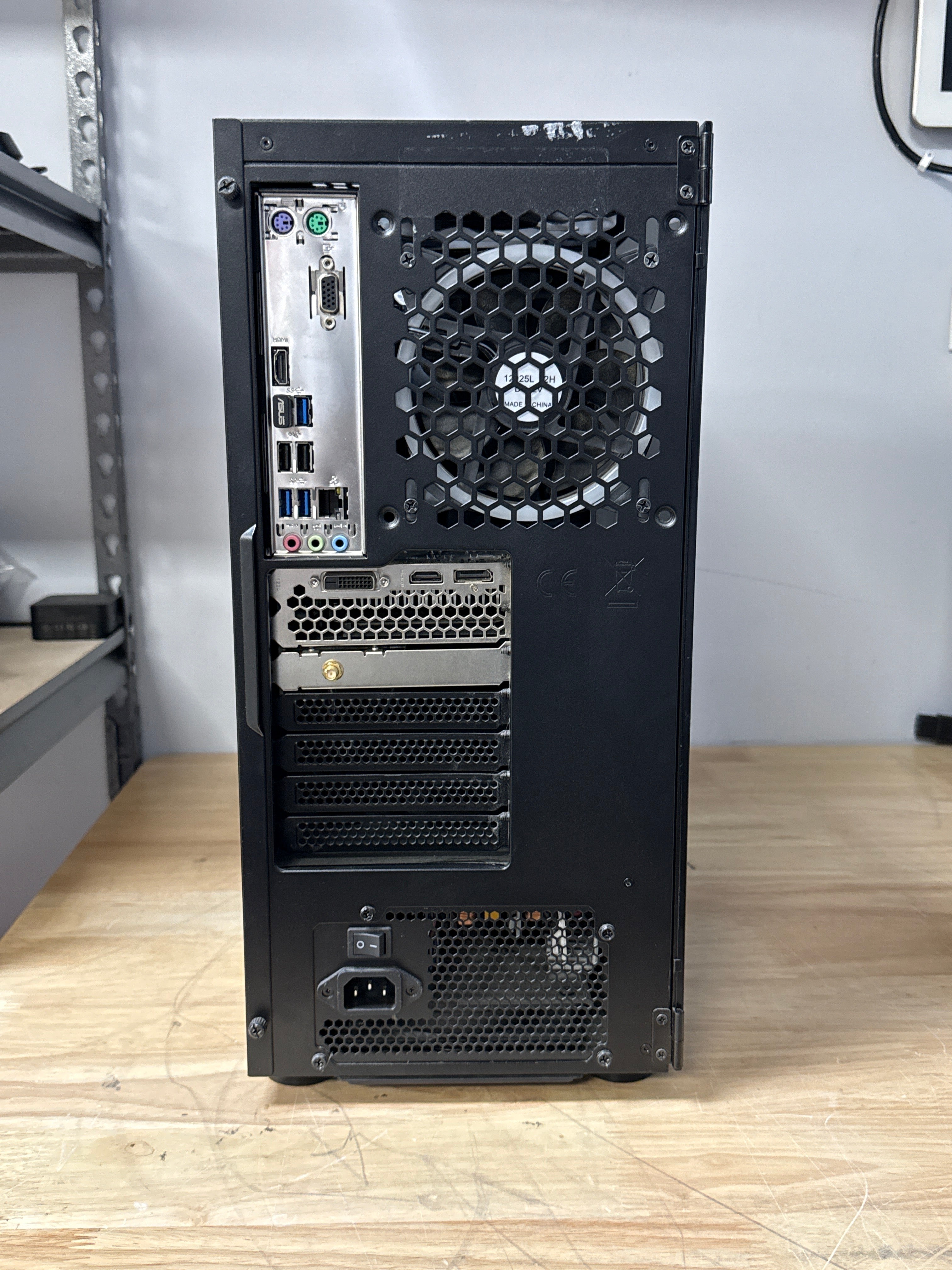 Custom PC Ryzen 5 2600 8GB RAM 512GB SSD GTX 1650 Super