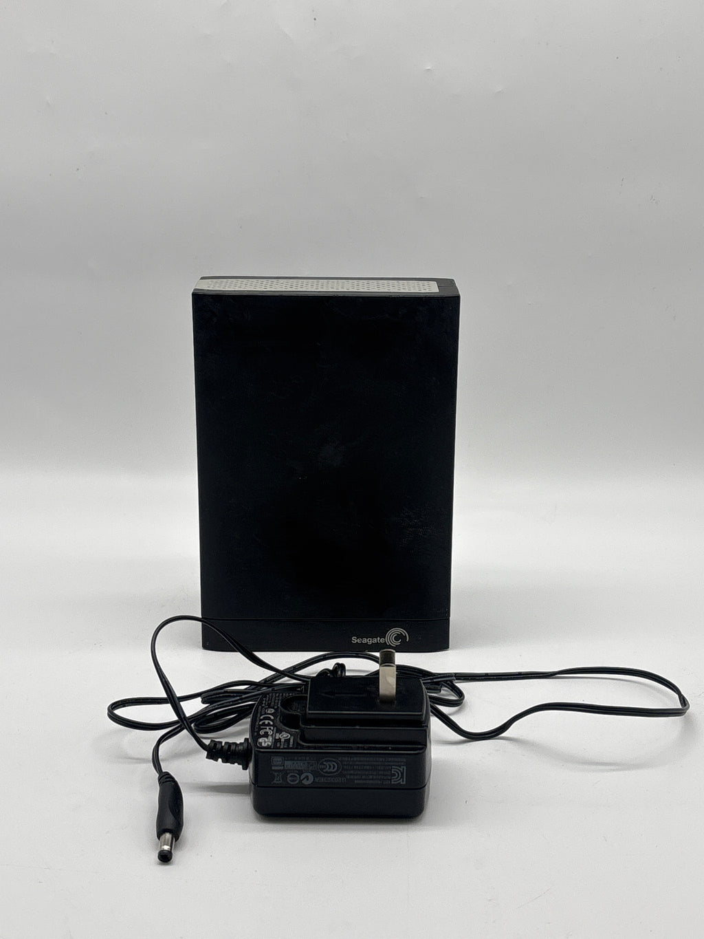 Seagate Backup Plus Desktop External HDD SRD0SD0 2TB USB 3.0 Silver - Used