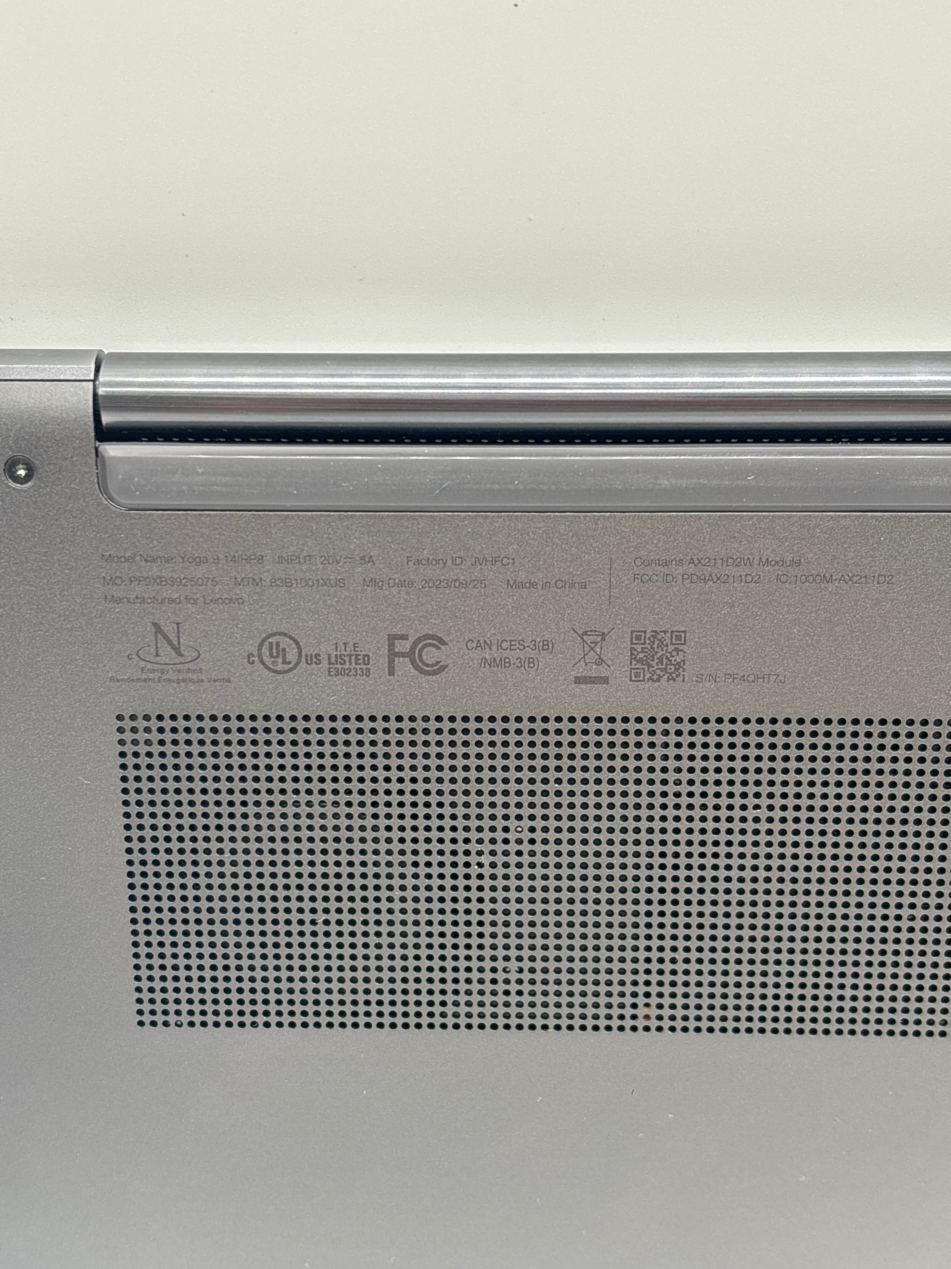Lenovo Yoga 9 14IRP8 OLED i7-1360P 16GB RAM 512GB SSD - Used