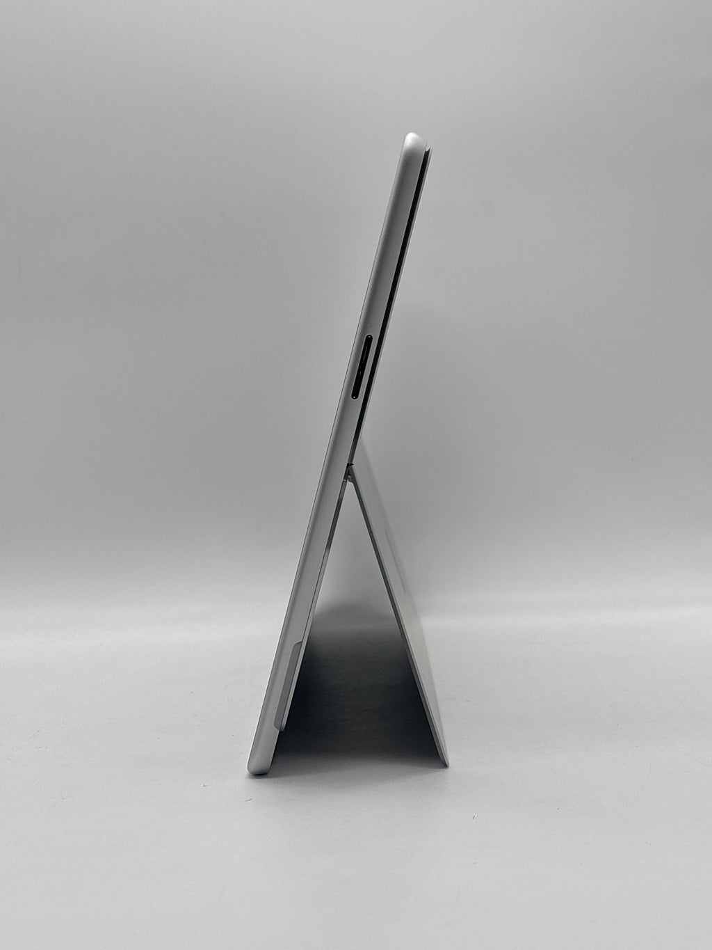 Microsoft Surface Pro 2085 11th Edition Snapdragon X 10-Core 16GB RAM 256GB SSD