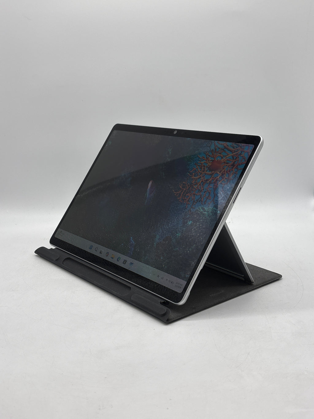 Microsoft Surface Pro 11th Edition Ultra 7 266V 16GB RAM 512GB SSD - Used