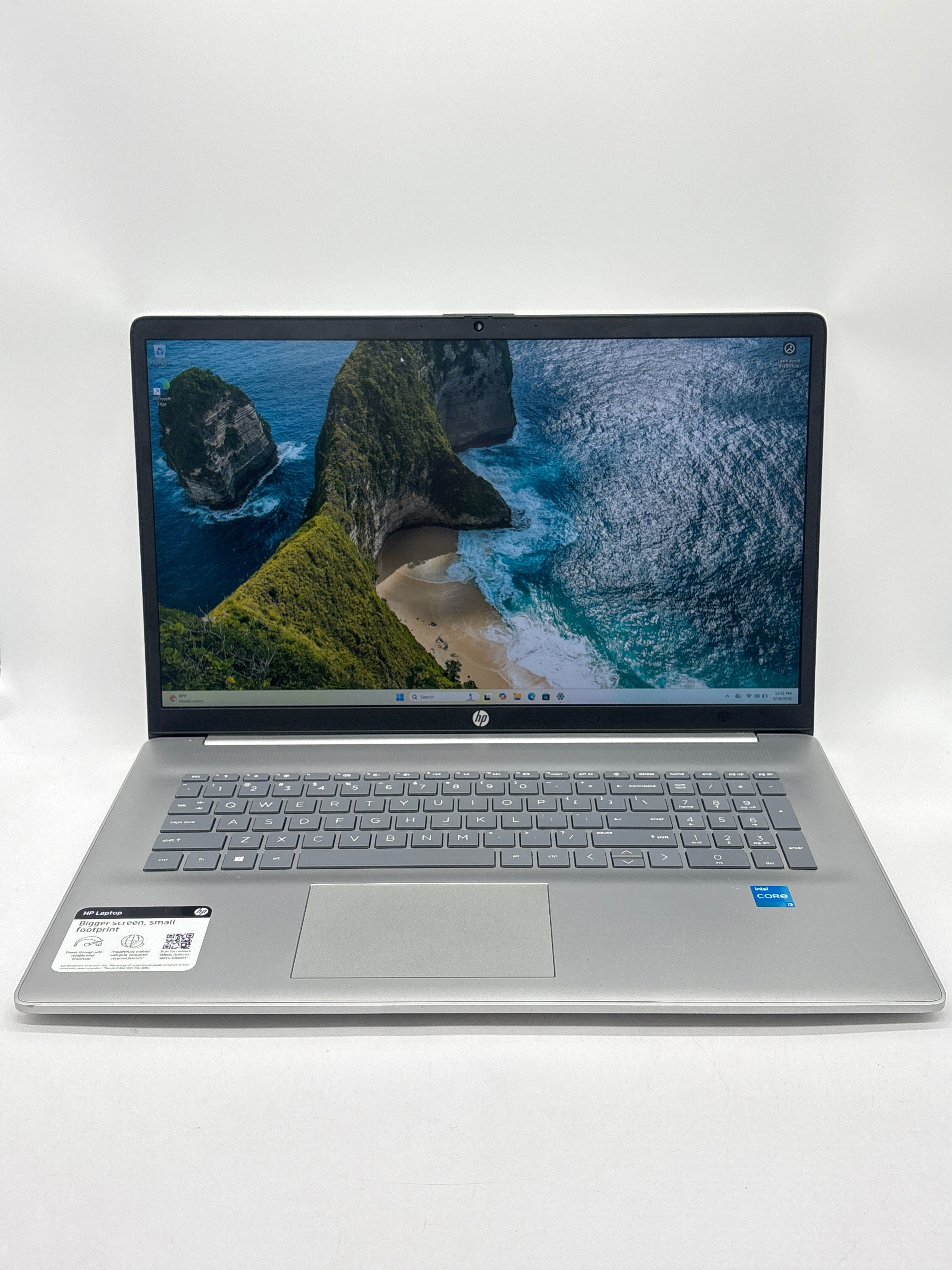 HP 17-cn2083dx i3-1215U 8GB RAM 256 GB SSD