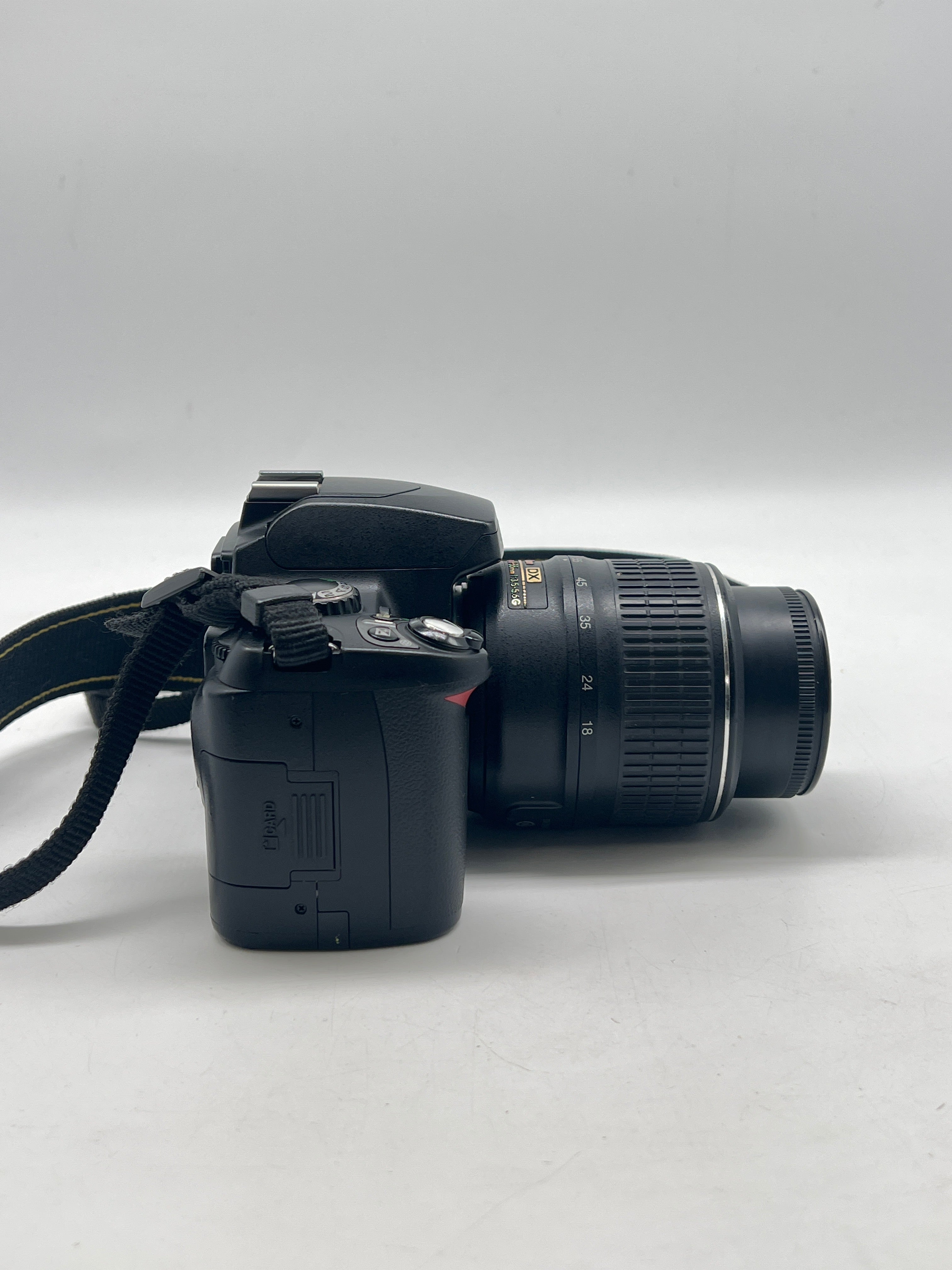 Nikon D40X Digital SLR Camera Black W/Nikon 18-55mm lens AF-S - For Parts