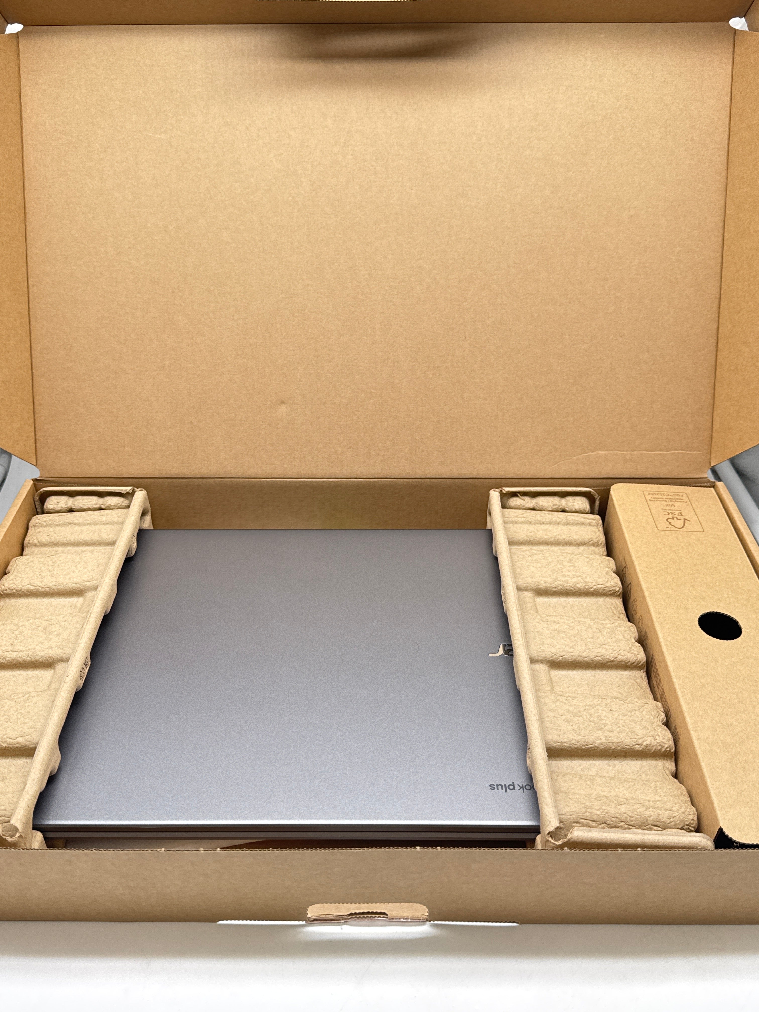 Acer Chromebook Plus 516 16" Core i3-1315U 8GB RAM 128GB SSD - Used