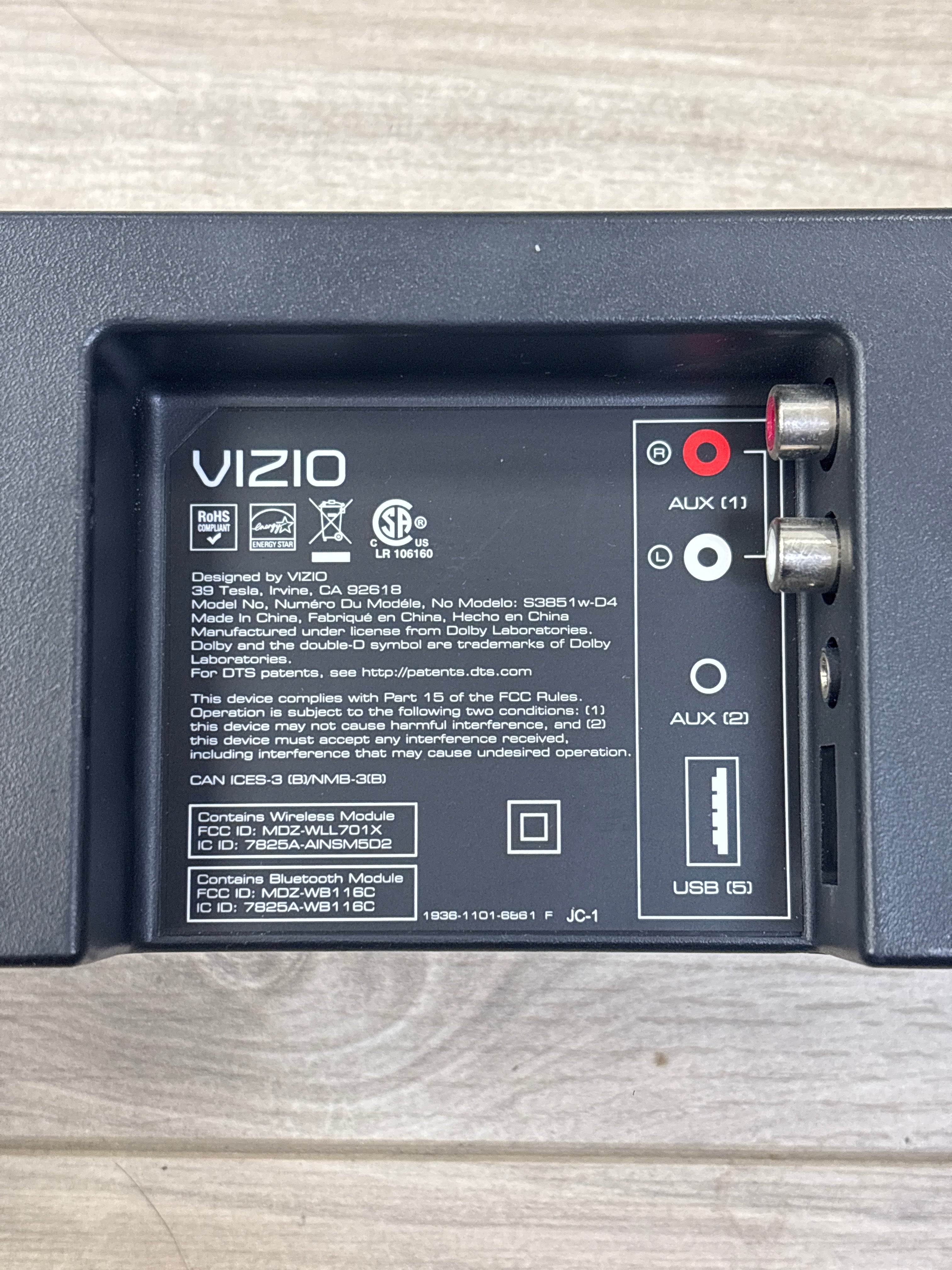 VIZIO S3851W-D4 Subwoofer / Soundbar