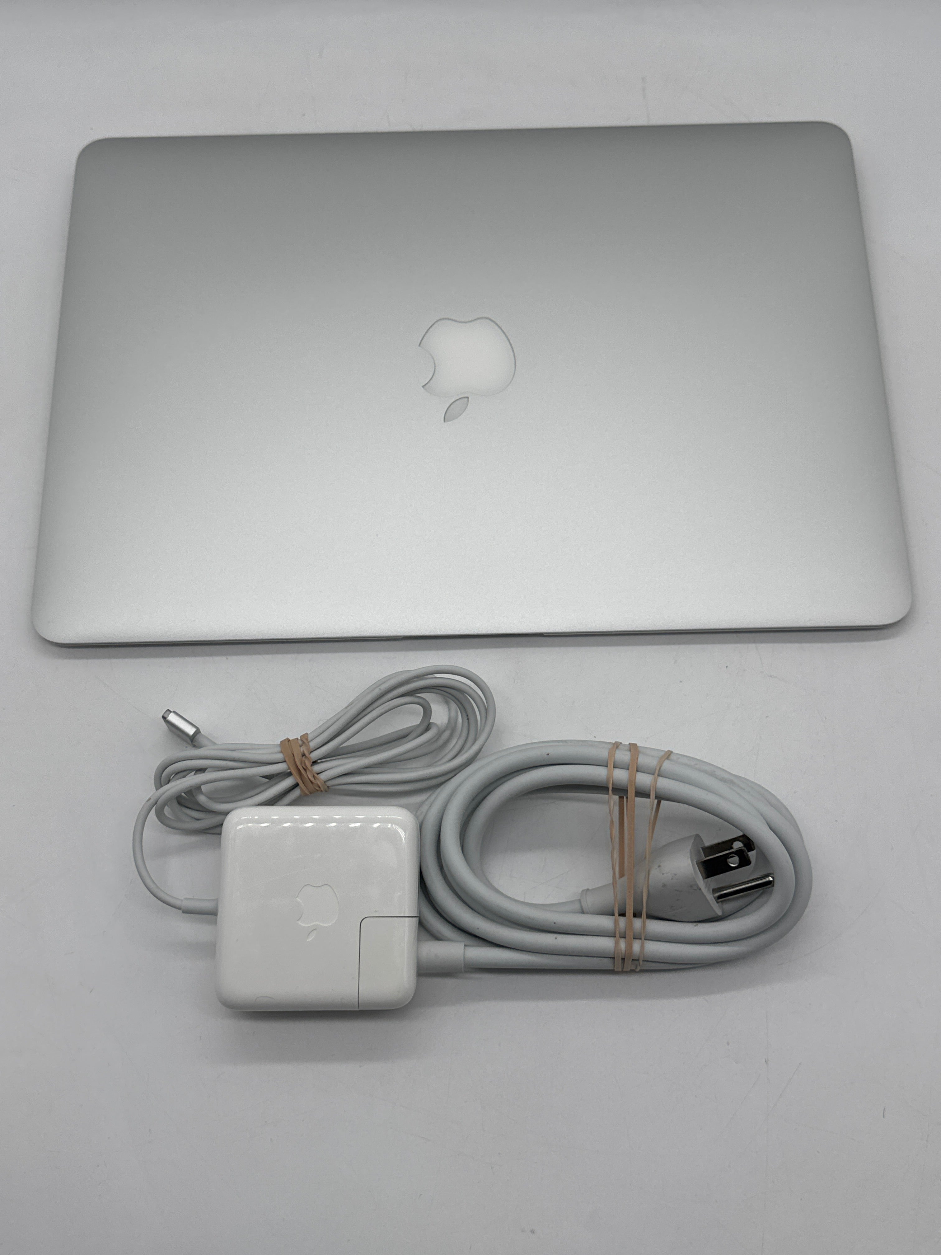 Apple MacBook Air 13" A1466 2013 i7 8GB RAM 500GB SSD - For Parts [Bad Battery]