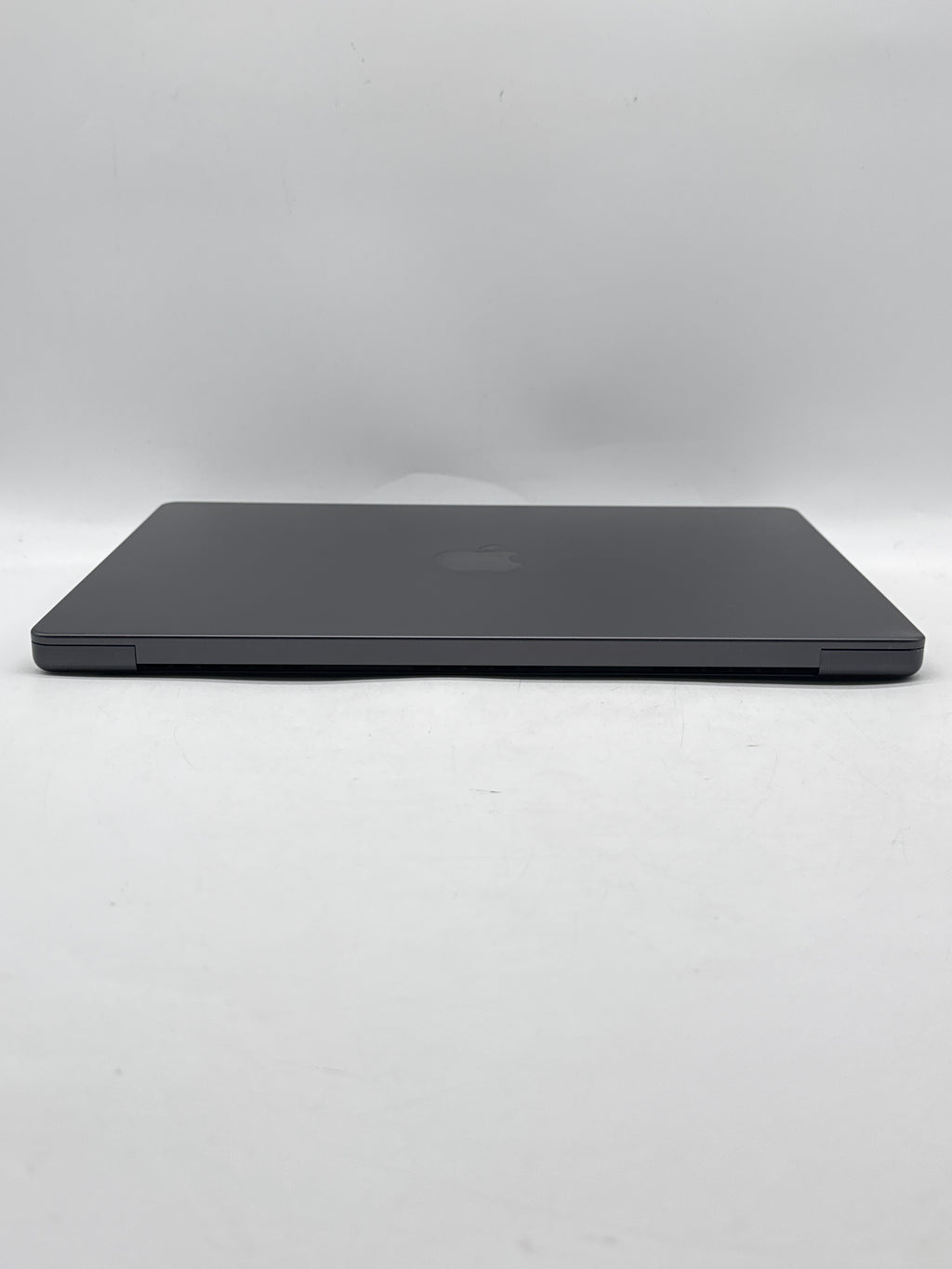 Apple MacBook Pro 14" A3434 Apple M5 16GB RAM 1TB SSD Black - Used
