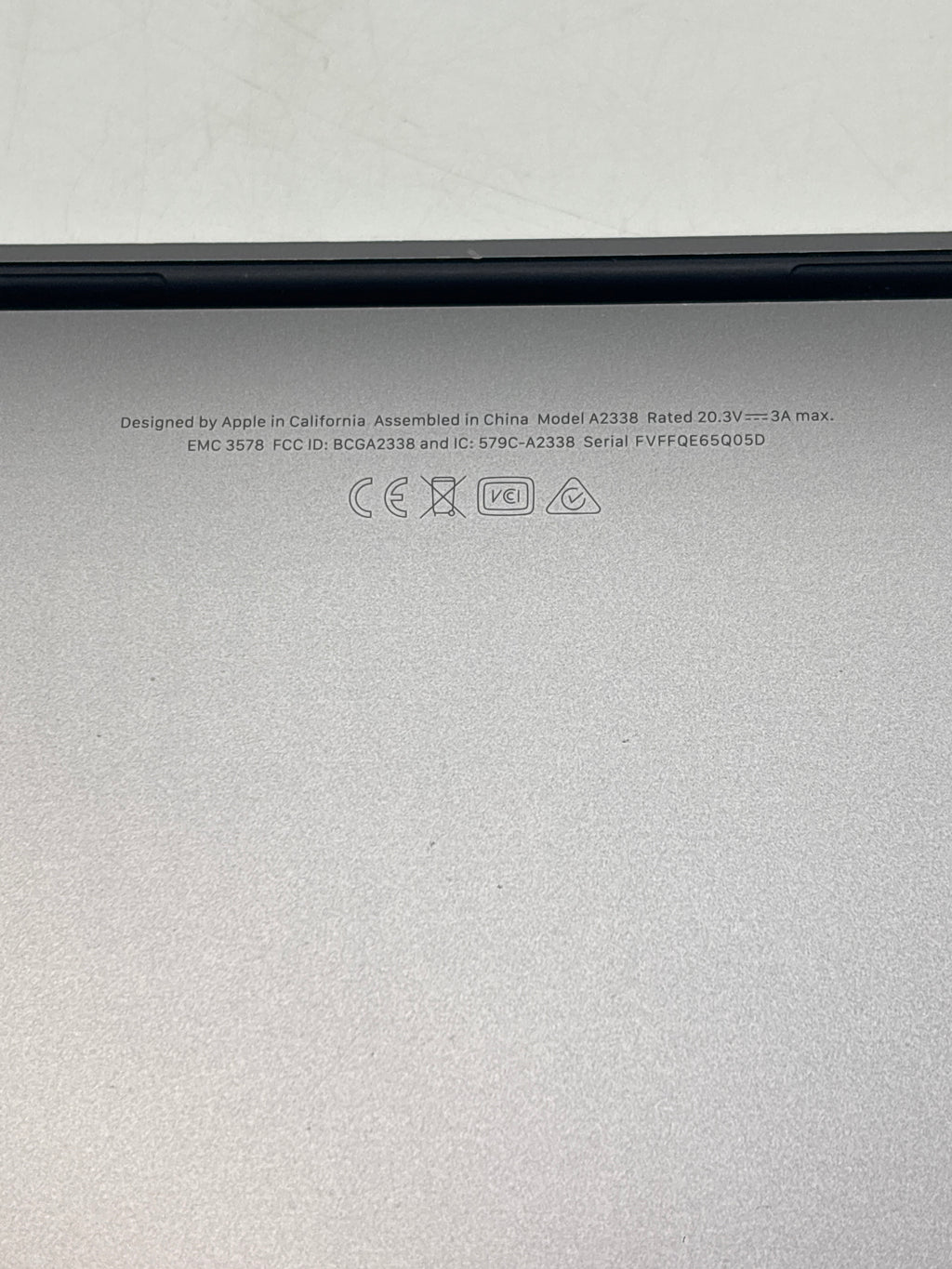 Apple MacBook Pro 13" M1 A2338 2020 8GB 256GB -  Broken Screen/ No Display