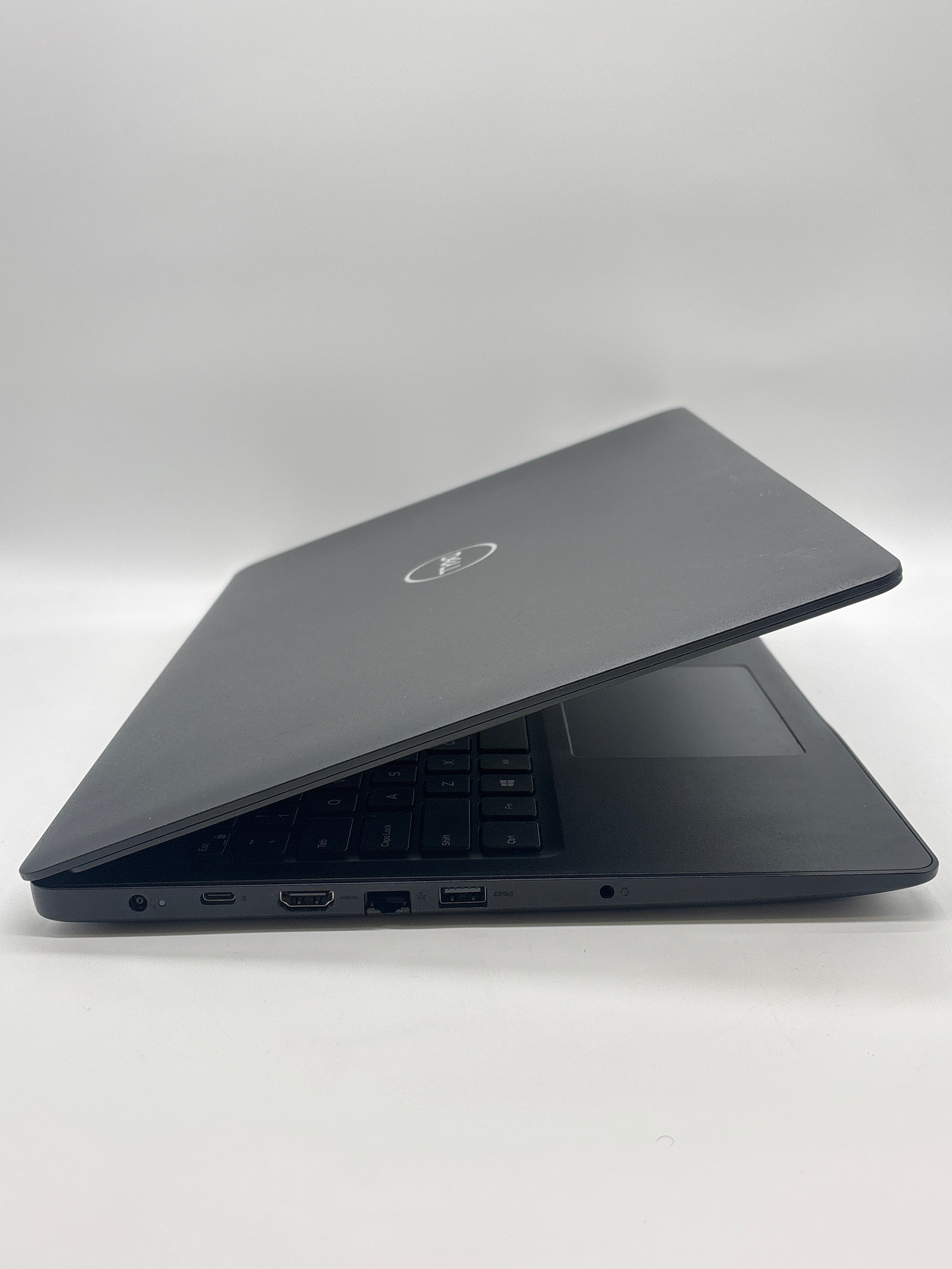 Dell Latitude 3590 i7 8th Gen 8GB RAM 512GB SSD - Bad Battery