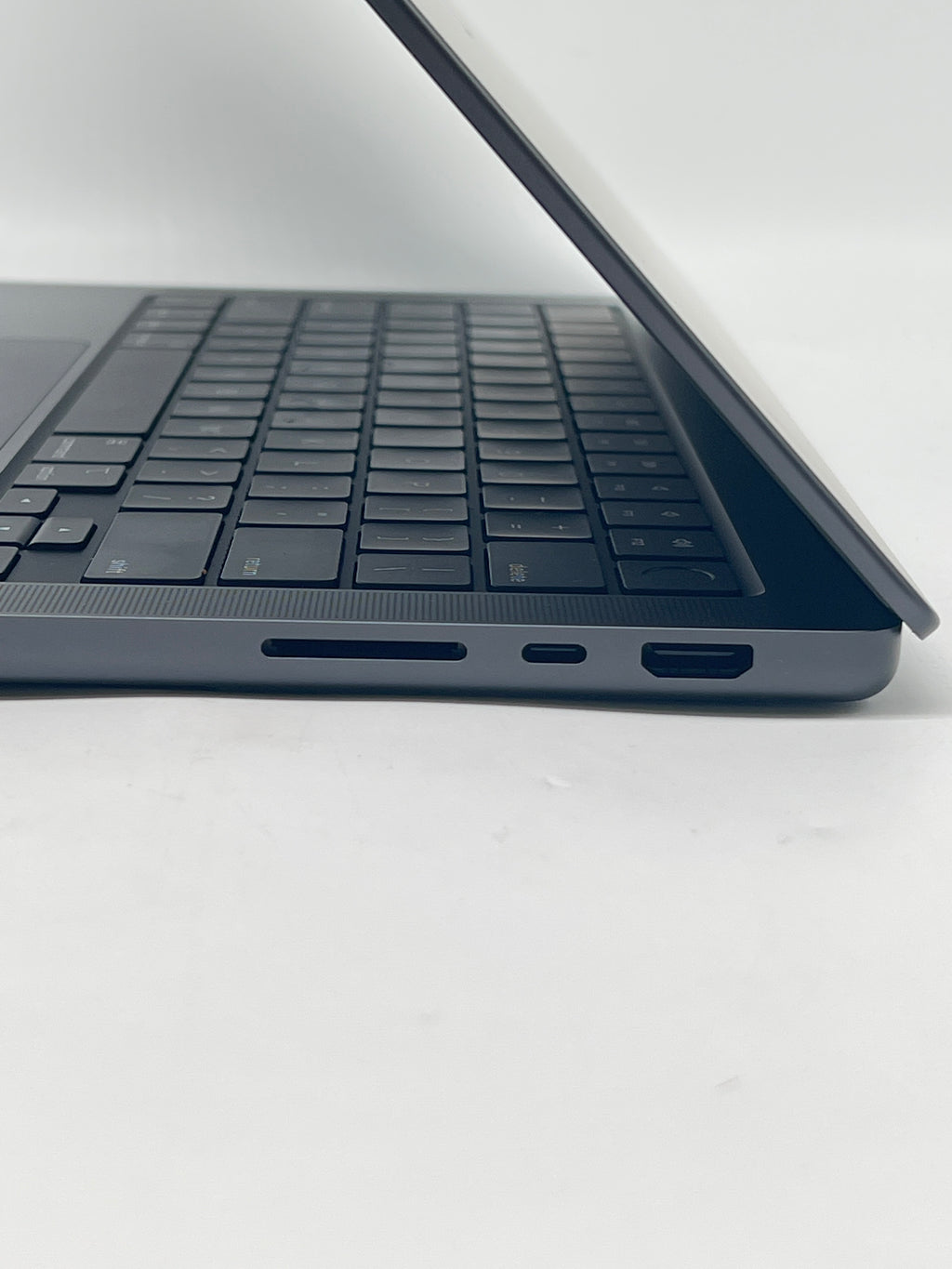 Apple MacBook Pro 14" M4 16GB RAM 512GB SSD - Used