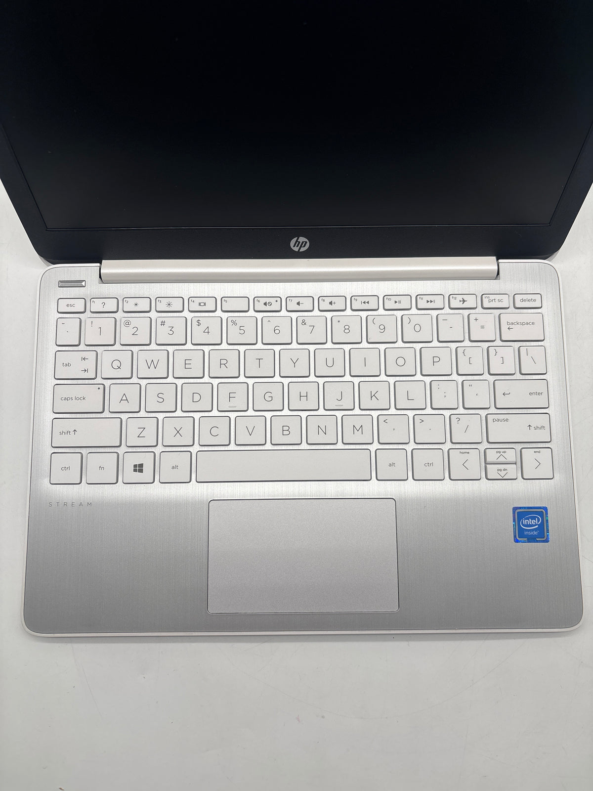 HP Stream 11-ak1035nr 11" Intel Atom 4GB RAM 32GB eMMC White - Bad Battery