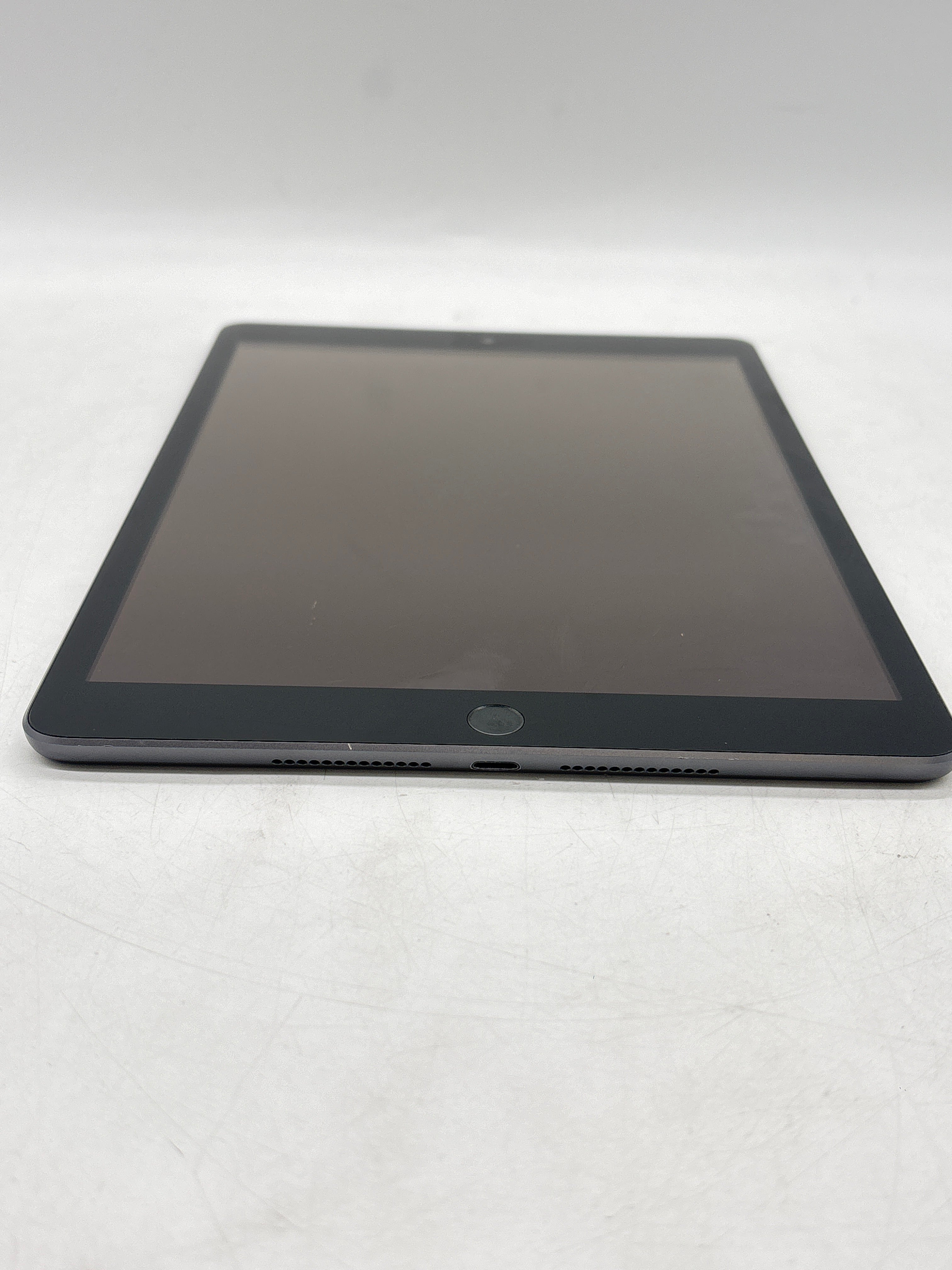 Apple iPad 9th Gen 64GB Wi-Fi + 4G Unlocked - Remotely Managed