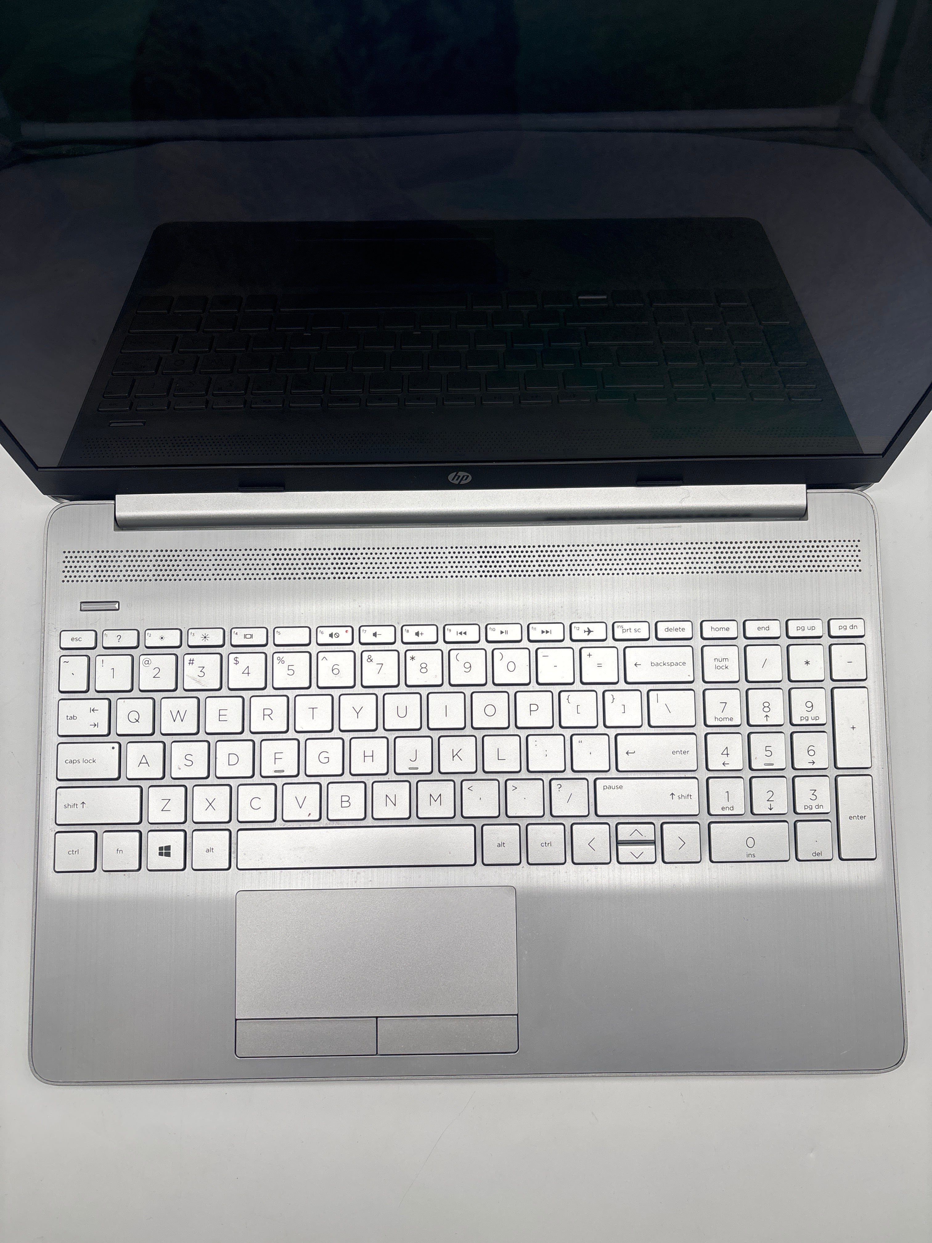 HP 15-dw3013dx i3-1115G4 8GB RAM 256GB SSD