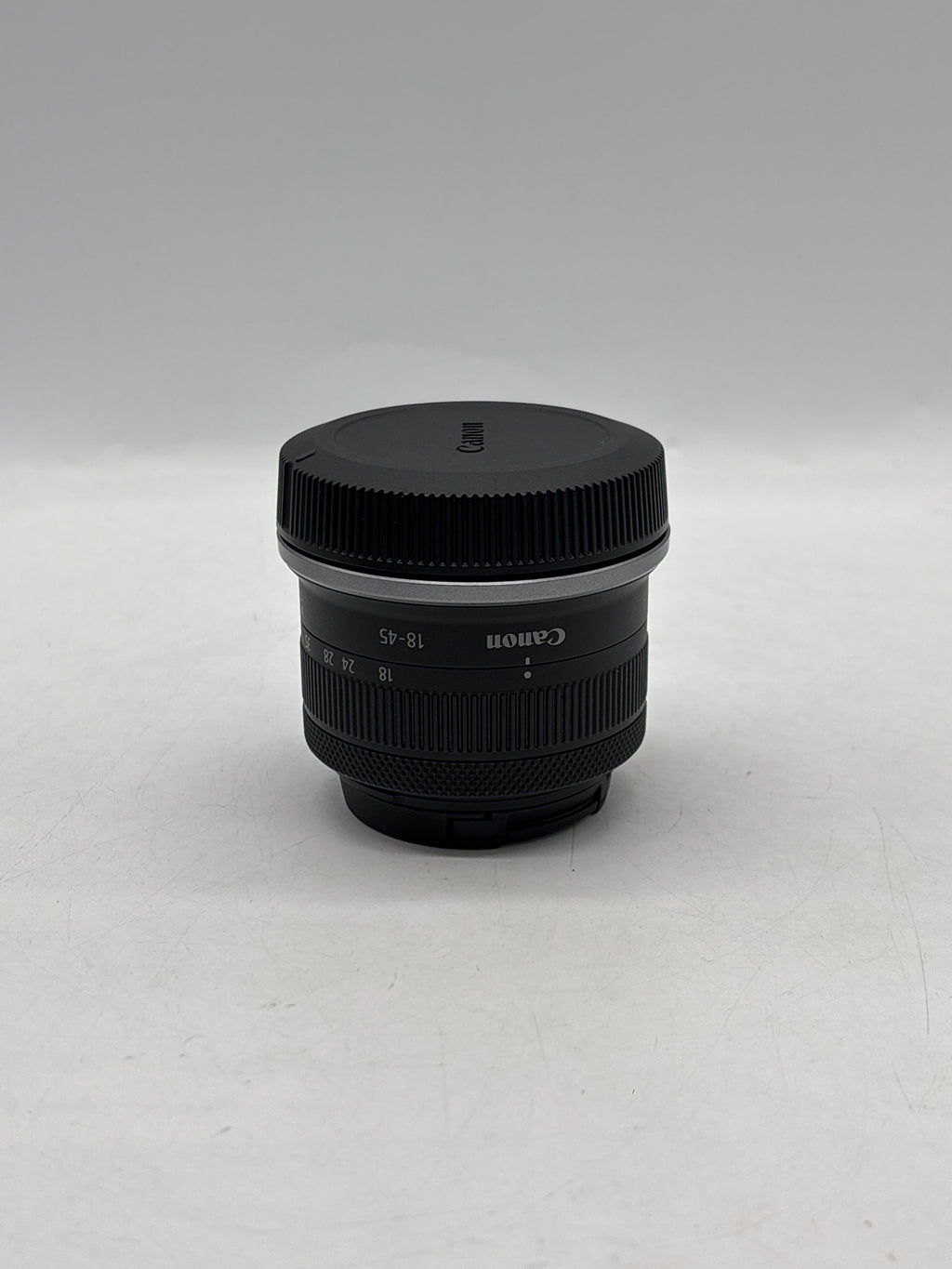 Canon EOS R10 w/ RF-S 18-45mm Lens Digital Camera Kit Black Used