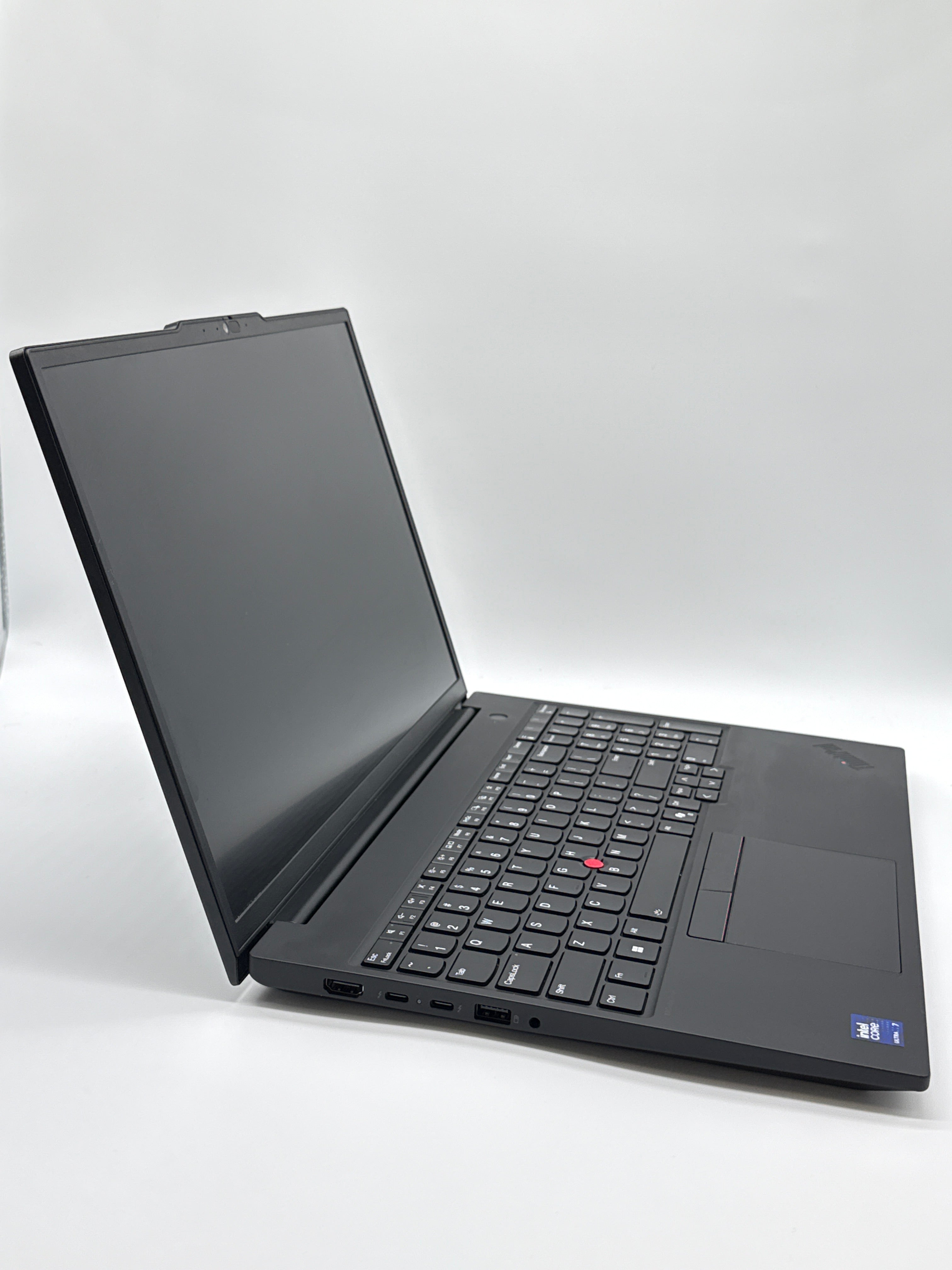 Lenovo ThinkPad P16s Gen 3 16" Intel Core Ultra 7 32GB RAM 512GB SSD