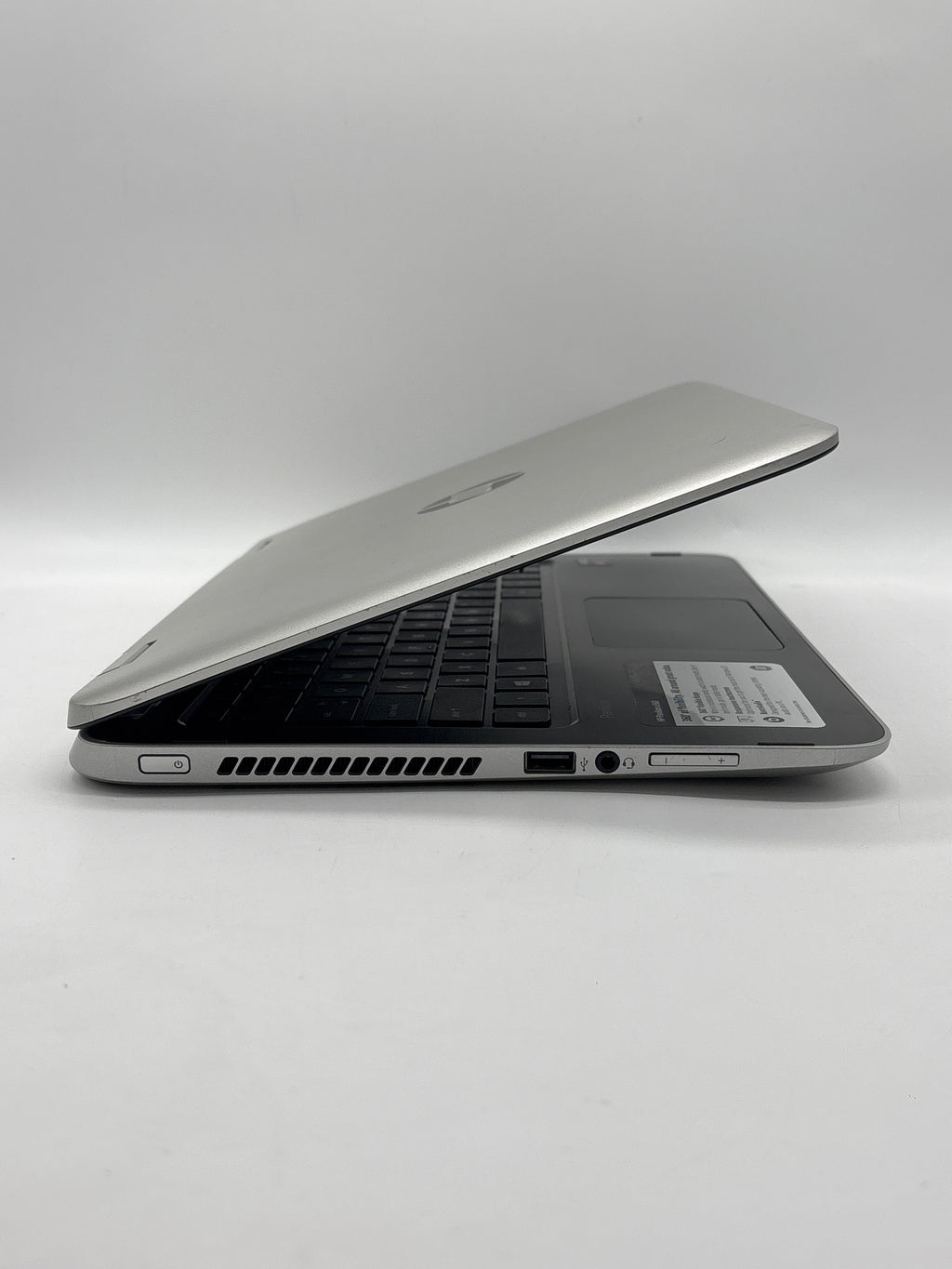 HP Pavilion 13-a010nr AMD A8-6410 8GB RAM 512GB SSD - For Parts (Read DESC)