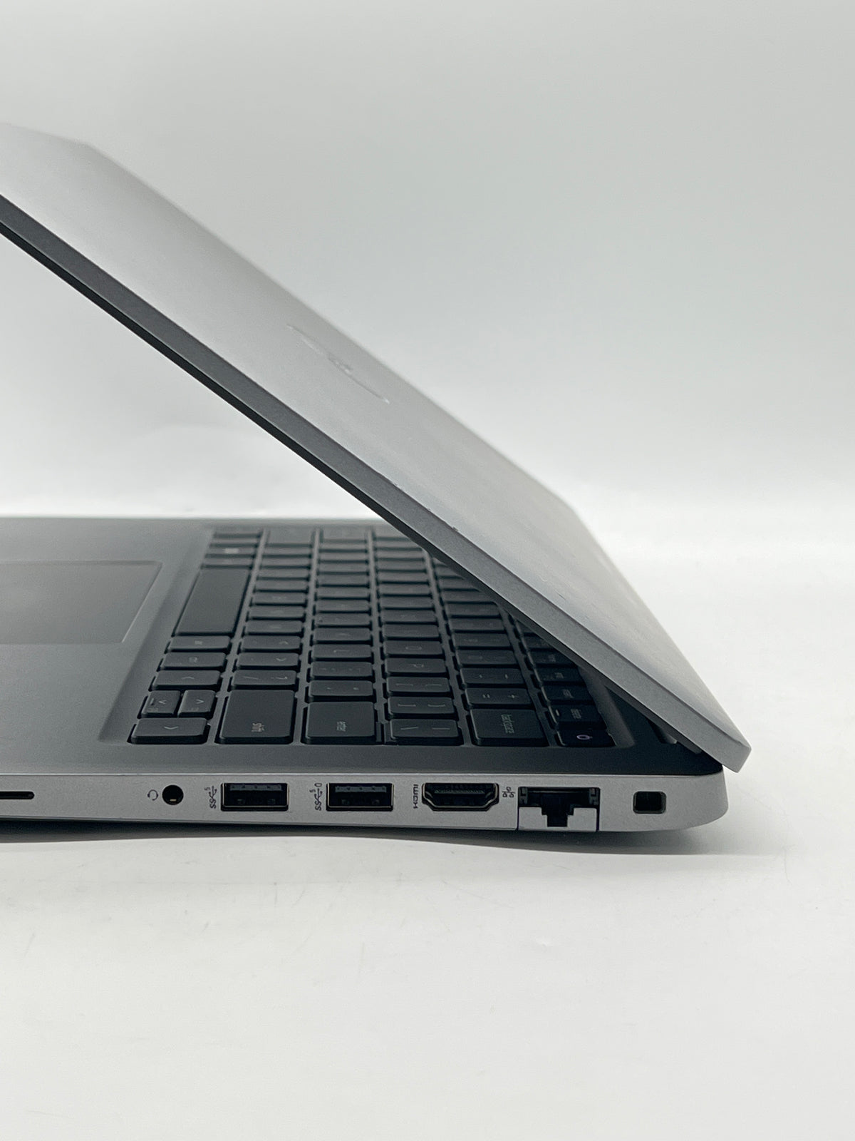 Dell Latitude 5430 13" Intel Core i5-1235U 32GB RAM 256GB SSD Gray - Used