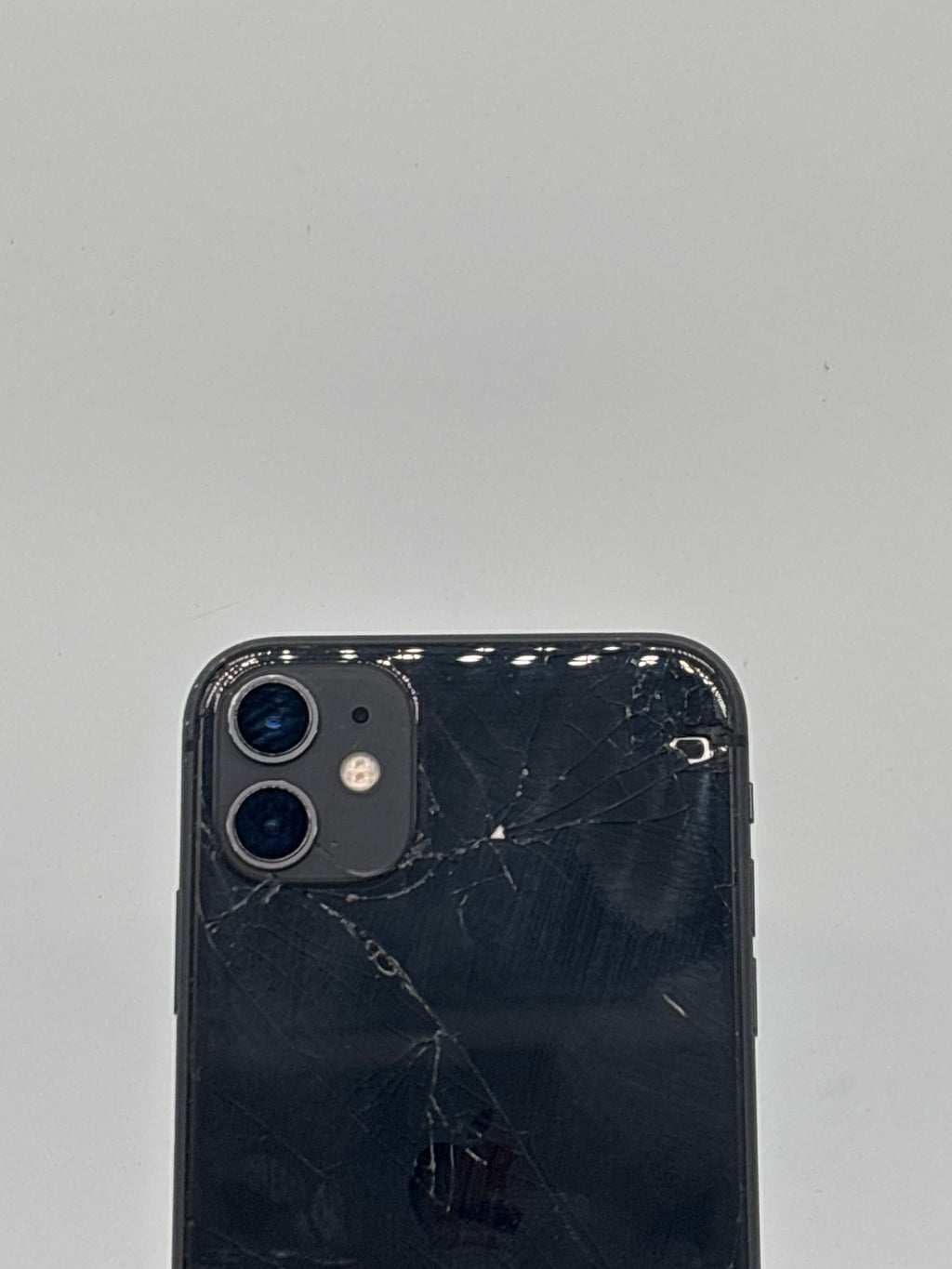 Apple iPhone 11 64 GB Black Unlocked - For Parts