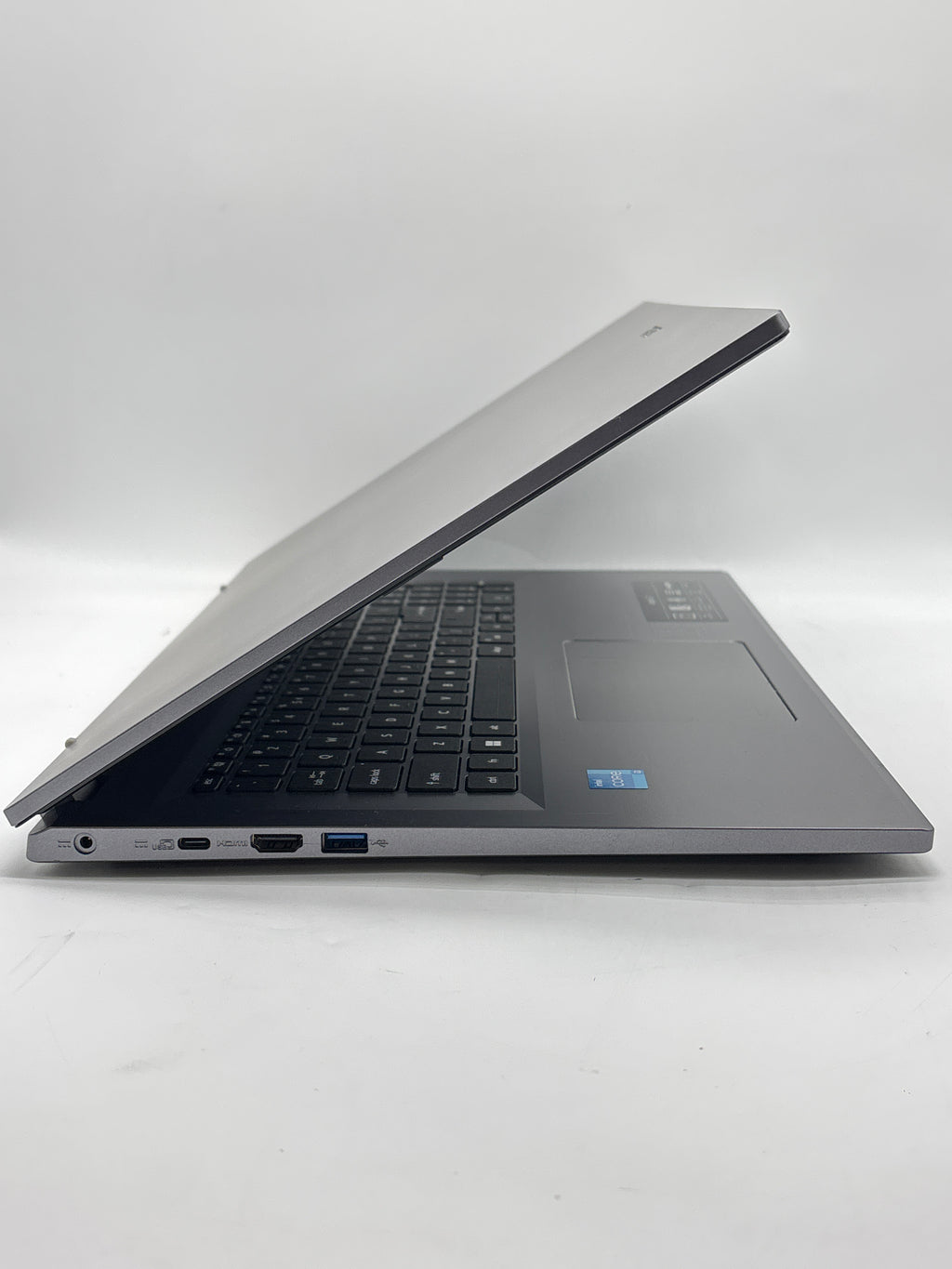 Acer Aspire 3 N23H5 15.6" Core i3-N305 8GB RAM 256GB SSD - Used