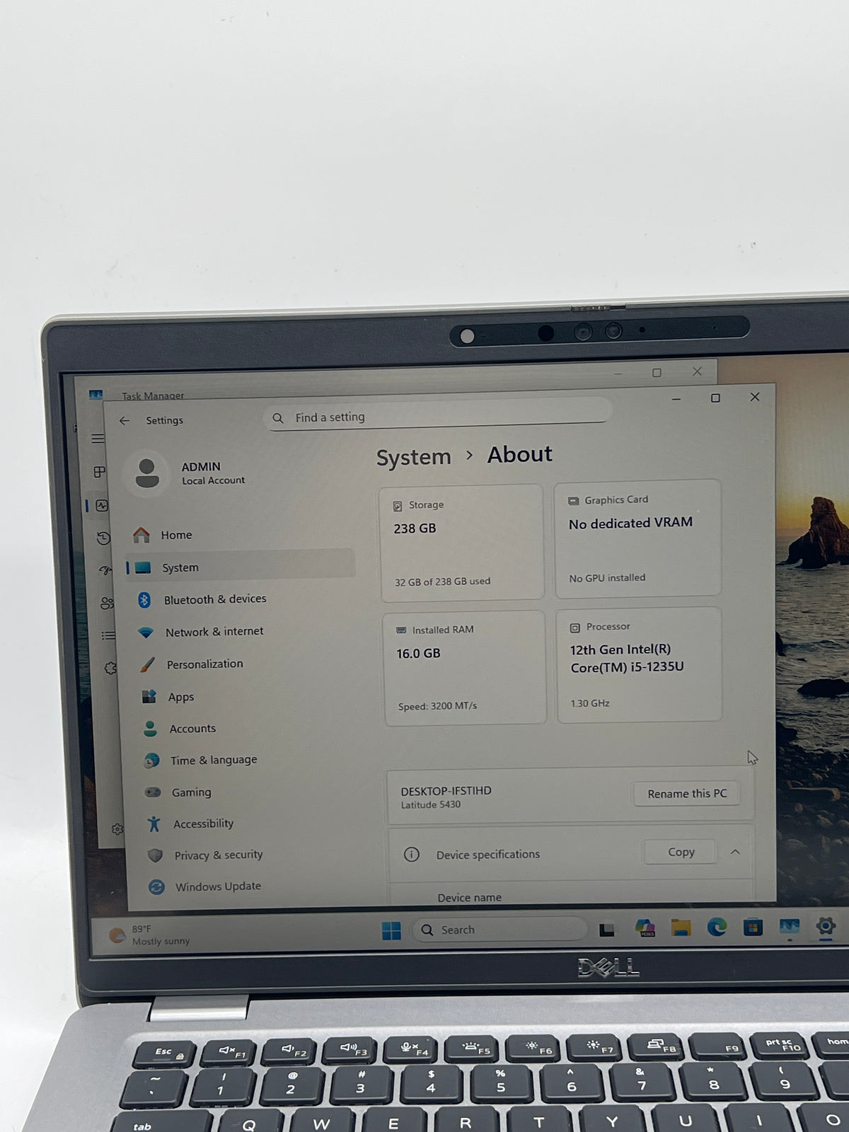 Dell Latitude 5430 13" Core i5-1235U 16GB RAM 256GB SSD Gray - Used