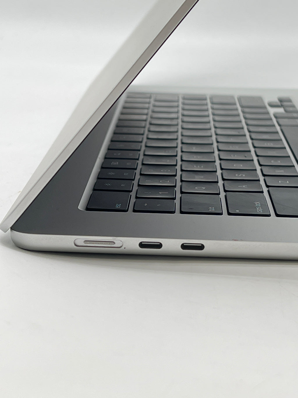 Apple MacBook Air 15" A3241 M4 16GB RAM 256GB SSD - For Parts Read