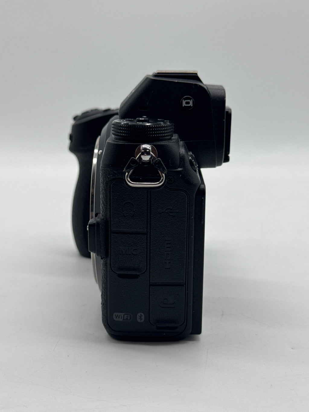 Nikon Z7 Mirrorless Body Only Black - Read