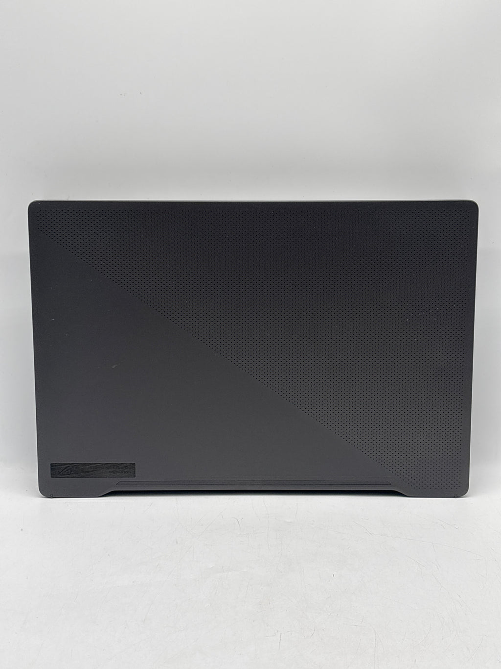ASUS ROG Zephyrus G14 GA401I 14" AMD Ryzen 7 4800HS 8GB RAM 512GB SSD GTX 1650 Metallic Gray - Used