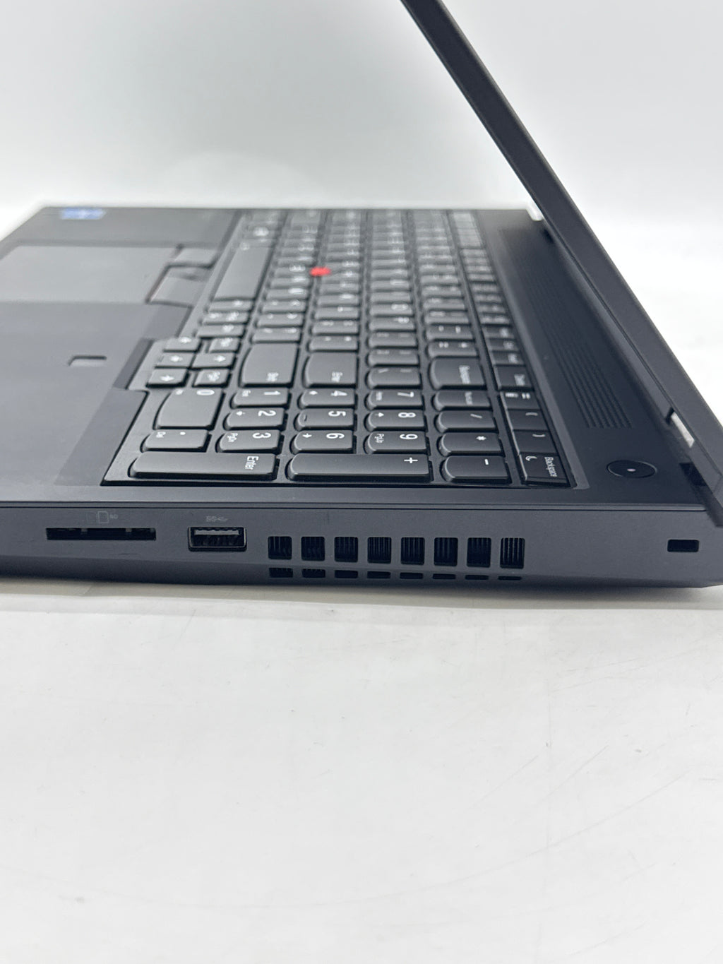 Lenovo ThinkPad P15 Gen 2 i7-11800H 24GB 1TB SSD RTX A2000 - Used